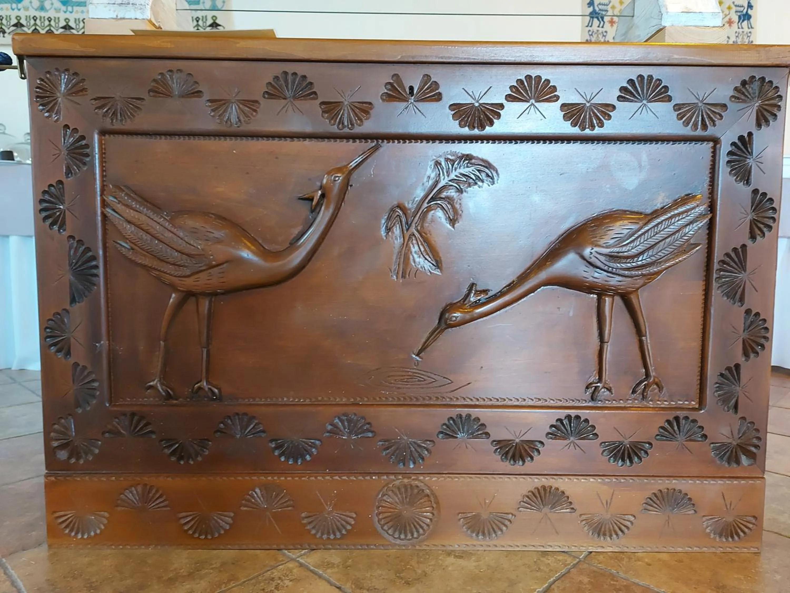 Decorative detail in Hotel Plammas