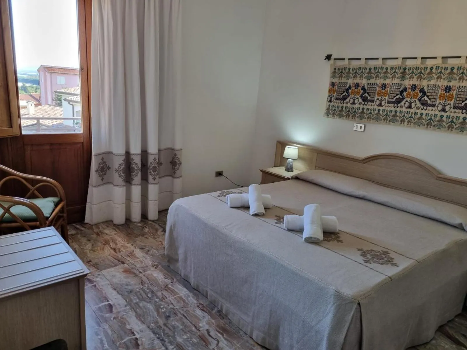 Photo of the whole room, Bed in Hotel Plammas