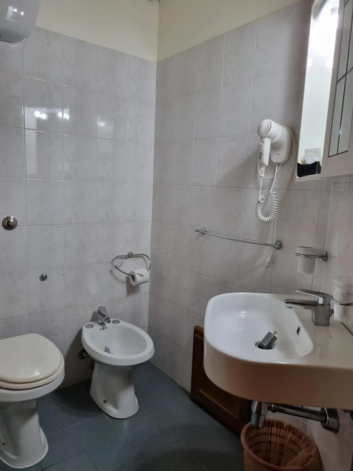 Bathroom in Hotel Plammas