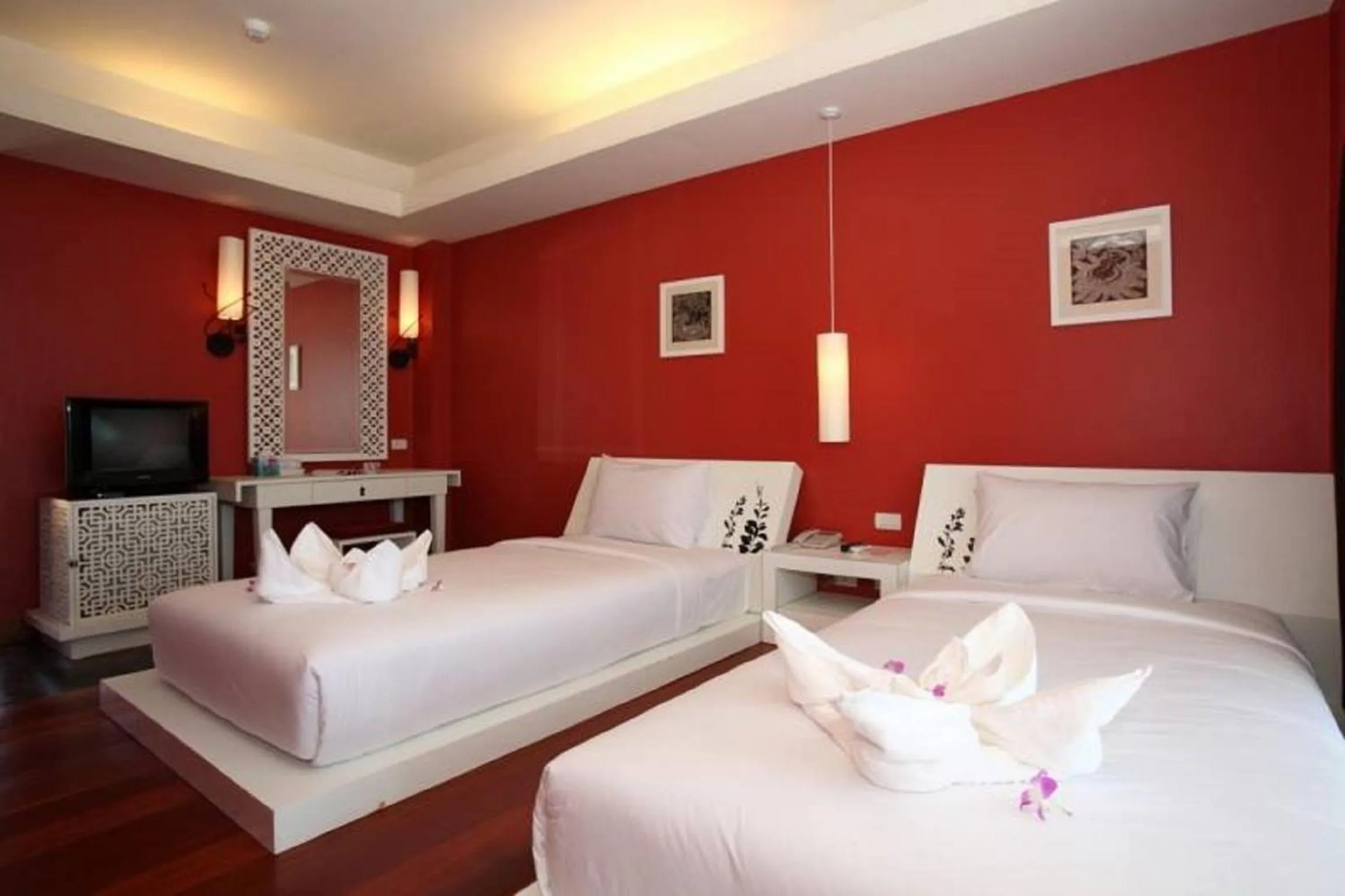 Bed in Keeree Ele Resort