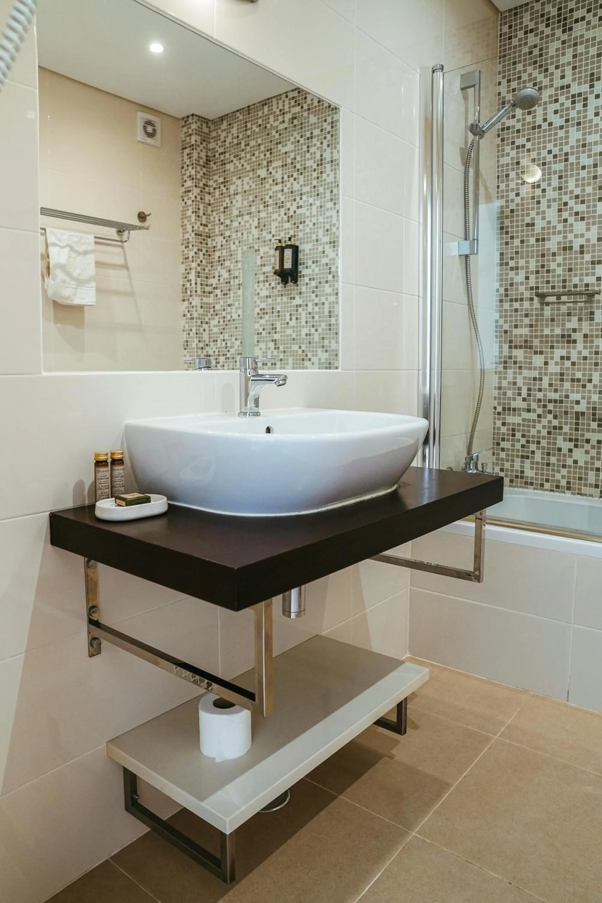 Bathroom in Moradias Villas Rufino