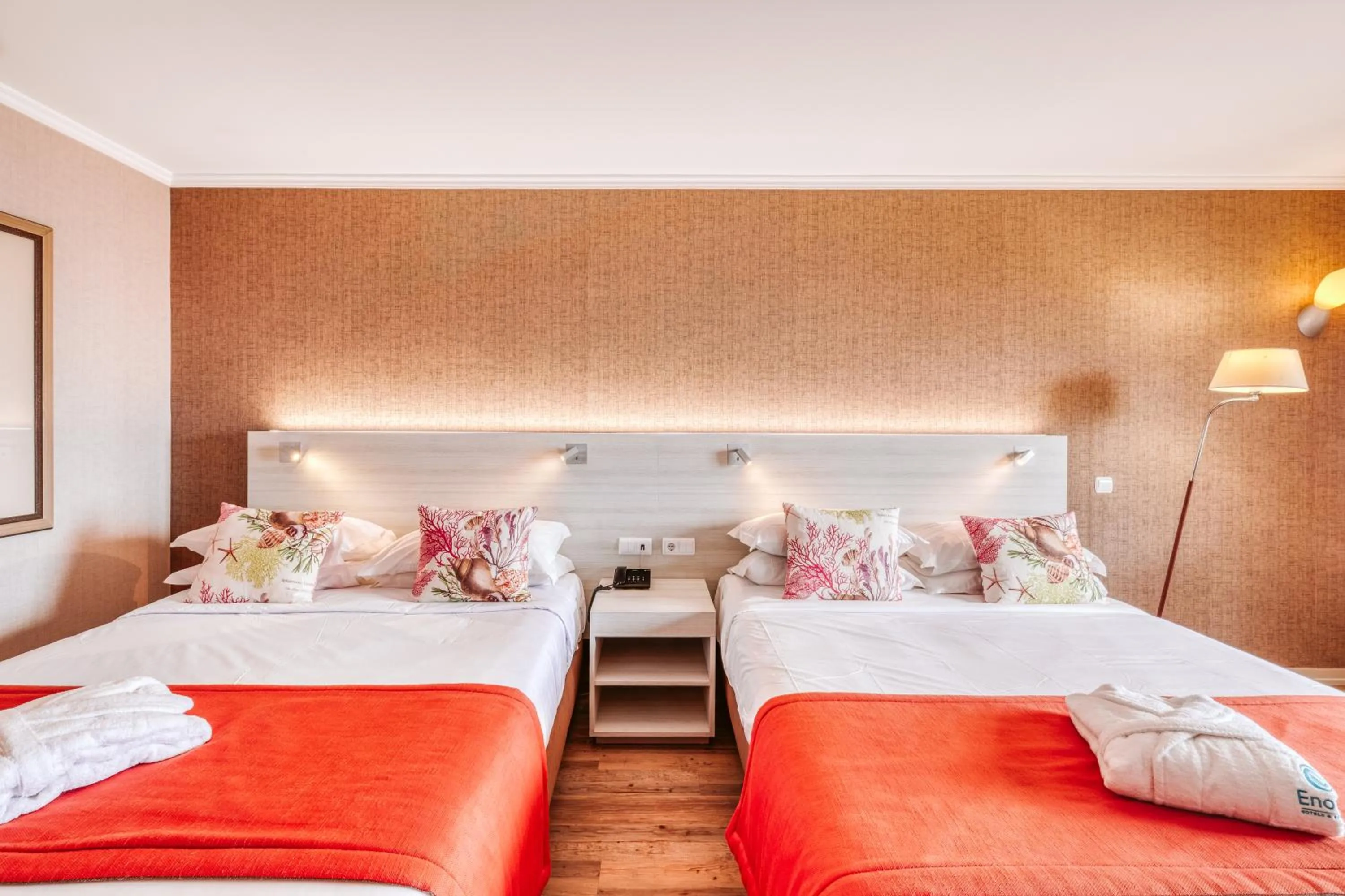 Bedroom, Bed in Enotel Sunset Bay