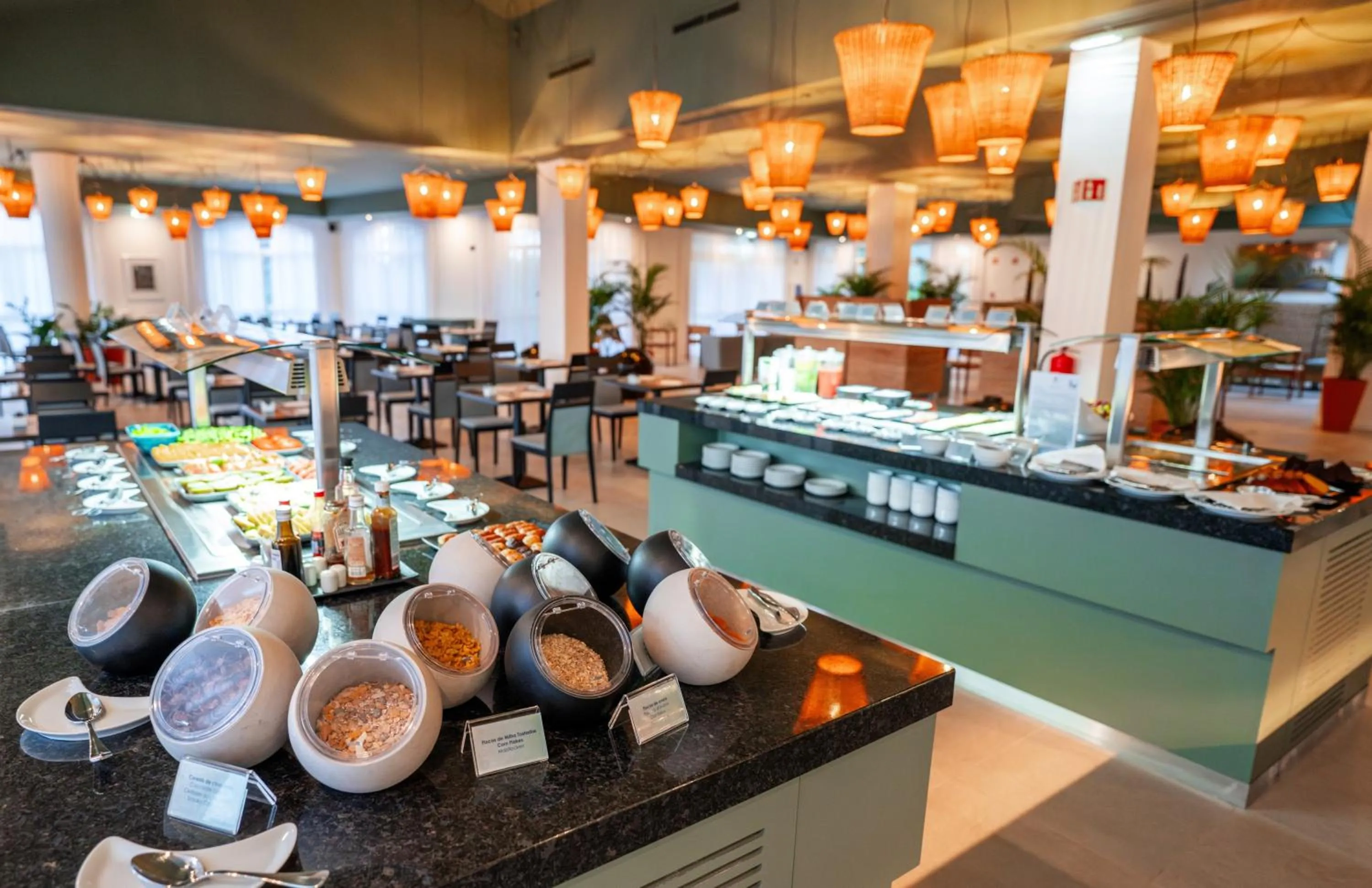 Restaurant/places to eat in Enotel Santo da Serra