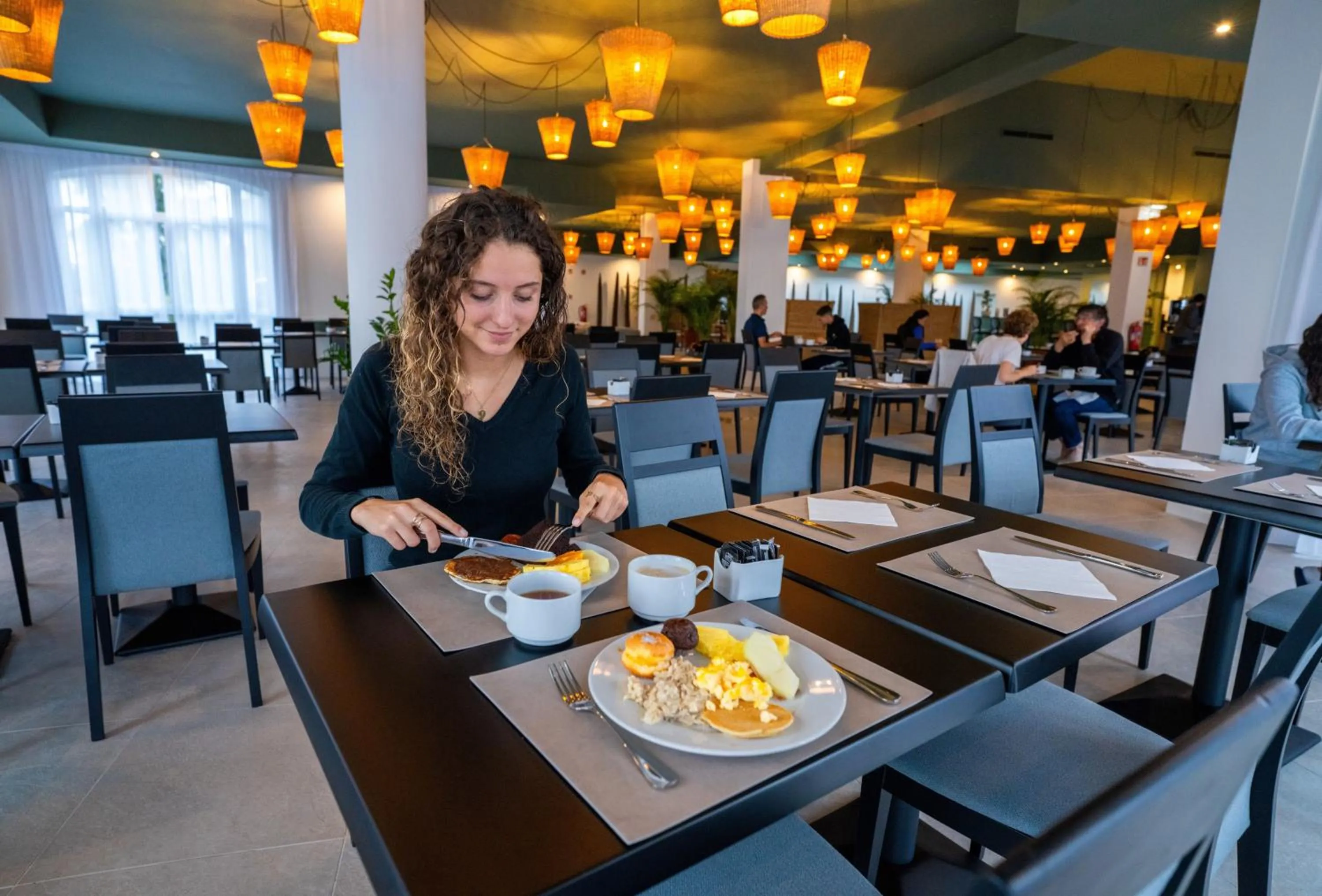 Restaurant/places to eat in Enotel Santo da Serra