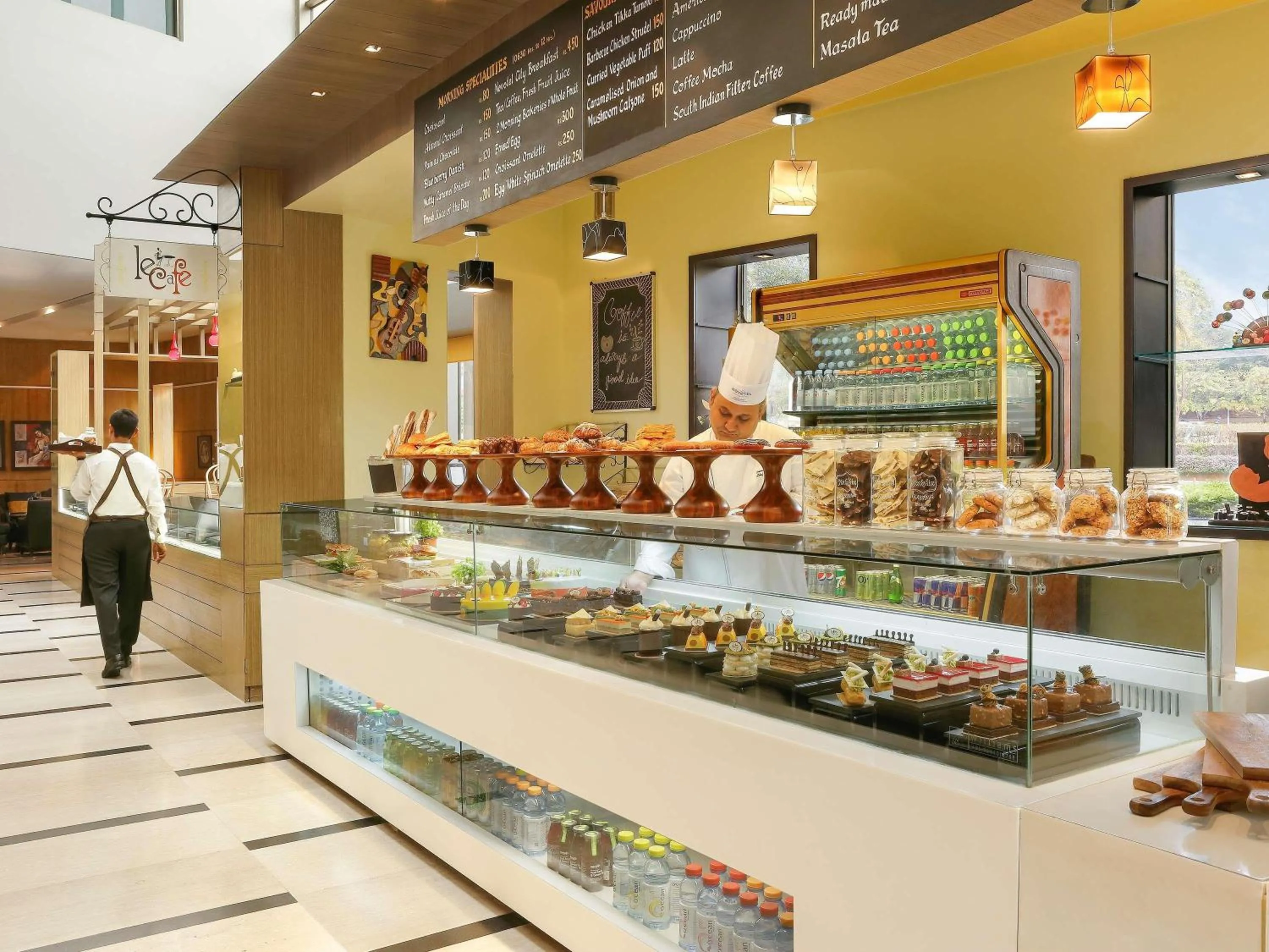 Restaurant/places to eat in Novotel Hyderabad Convention Centre