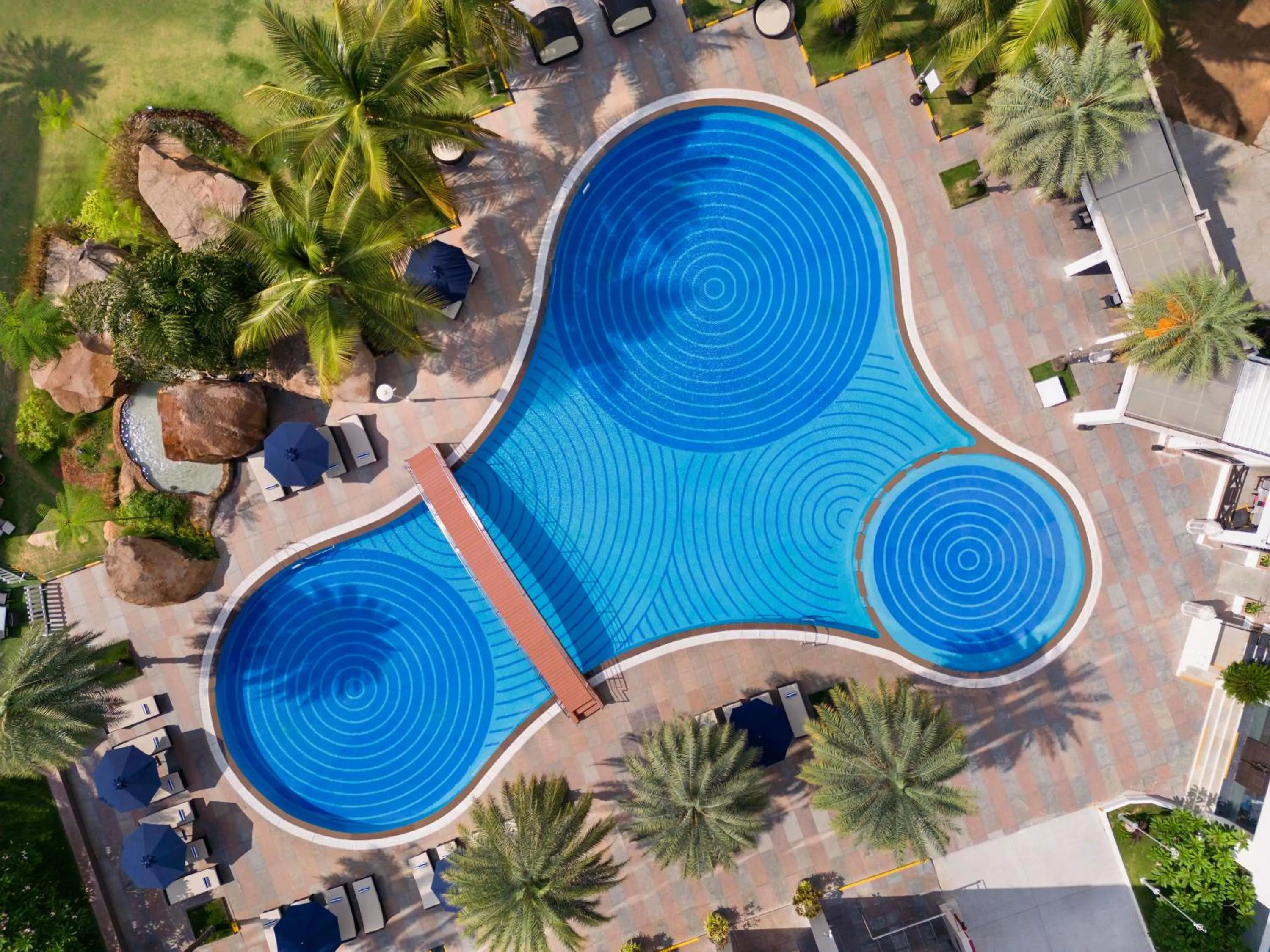 Swimming pool in Novotel Hyderabad Convention Centre