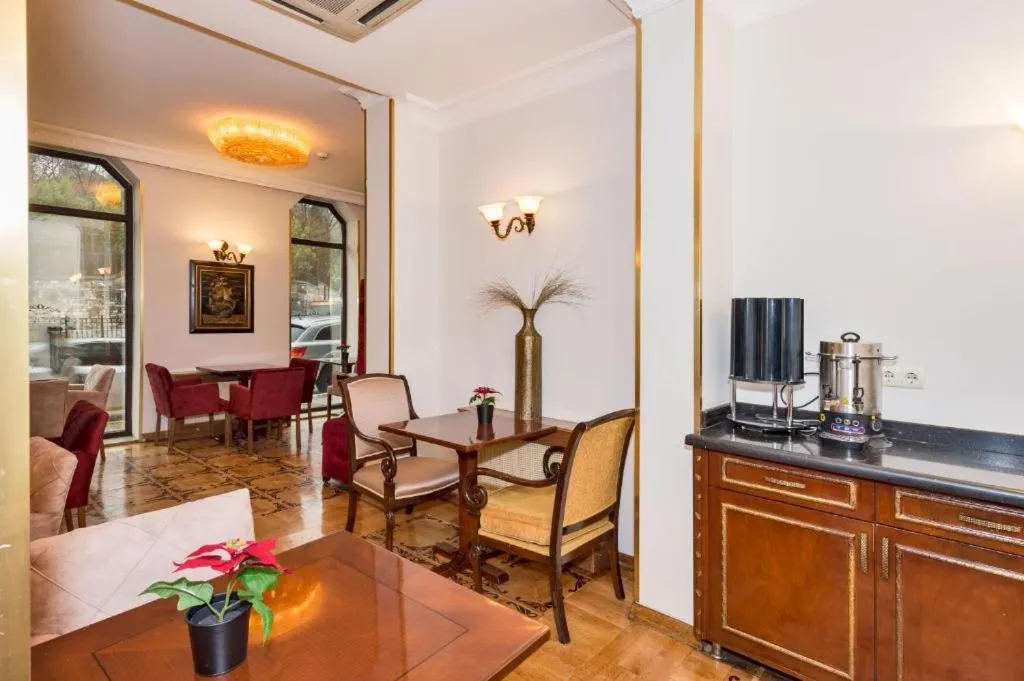 Kitchen or kitchenette in Hotel Santa Hill