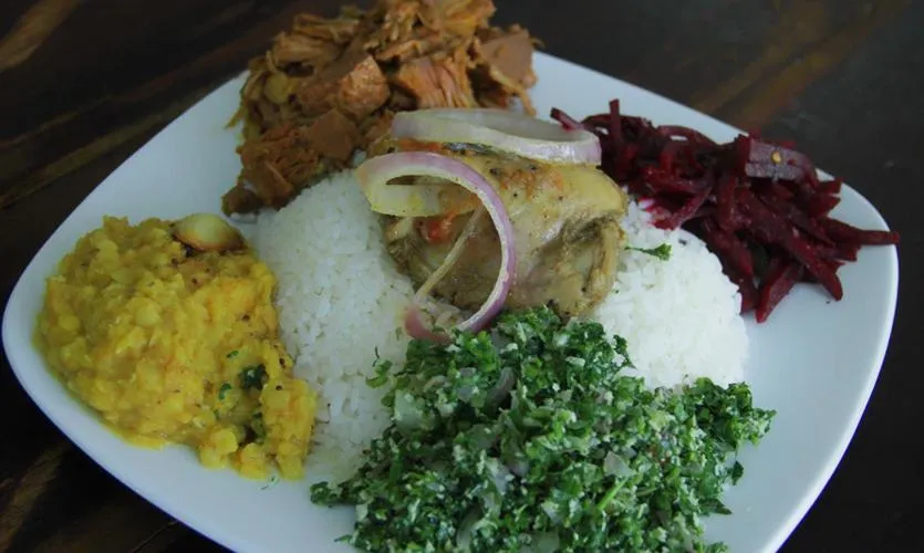 Lunch in Treasure House Tourist Rest