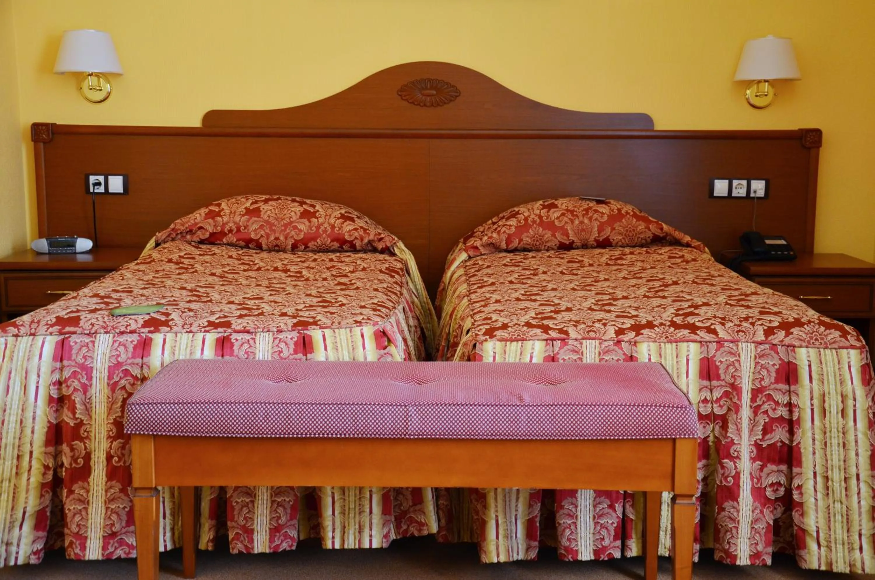 Bedroom, Bed in Aurora Premier Hotel