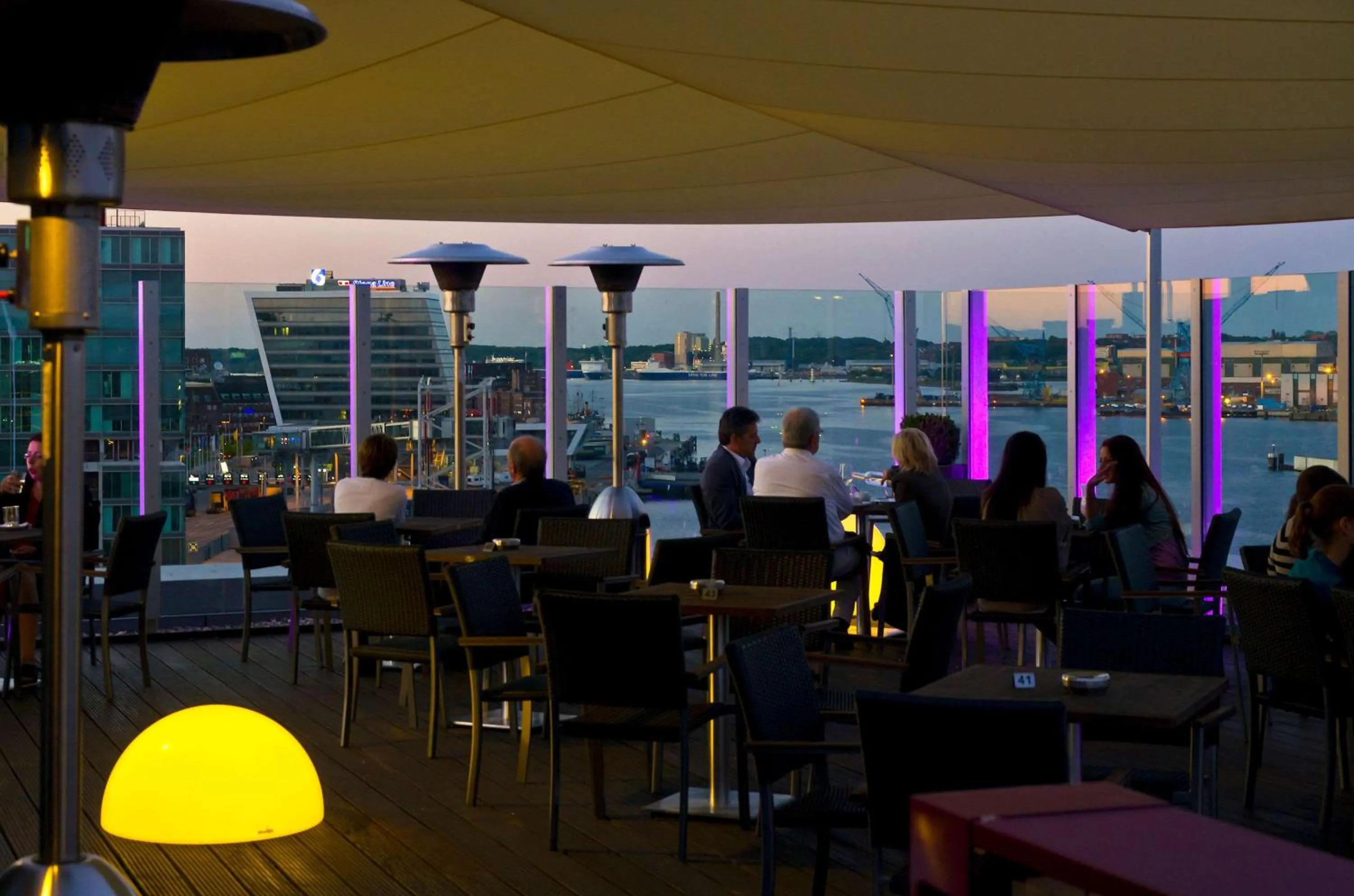 People in ATLANTIC Hotel Kiel