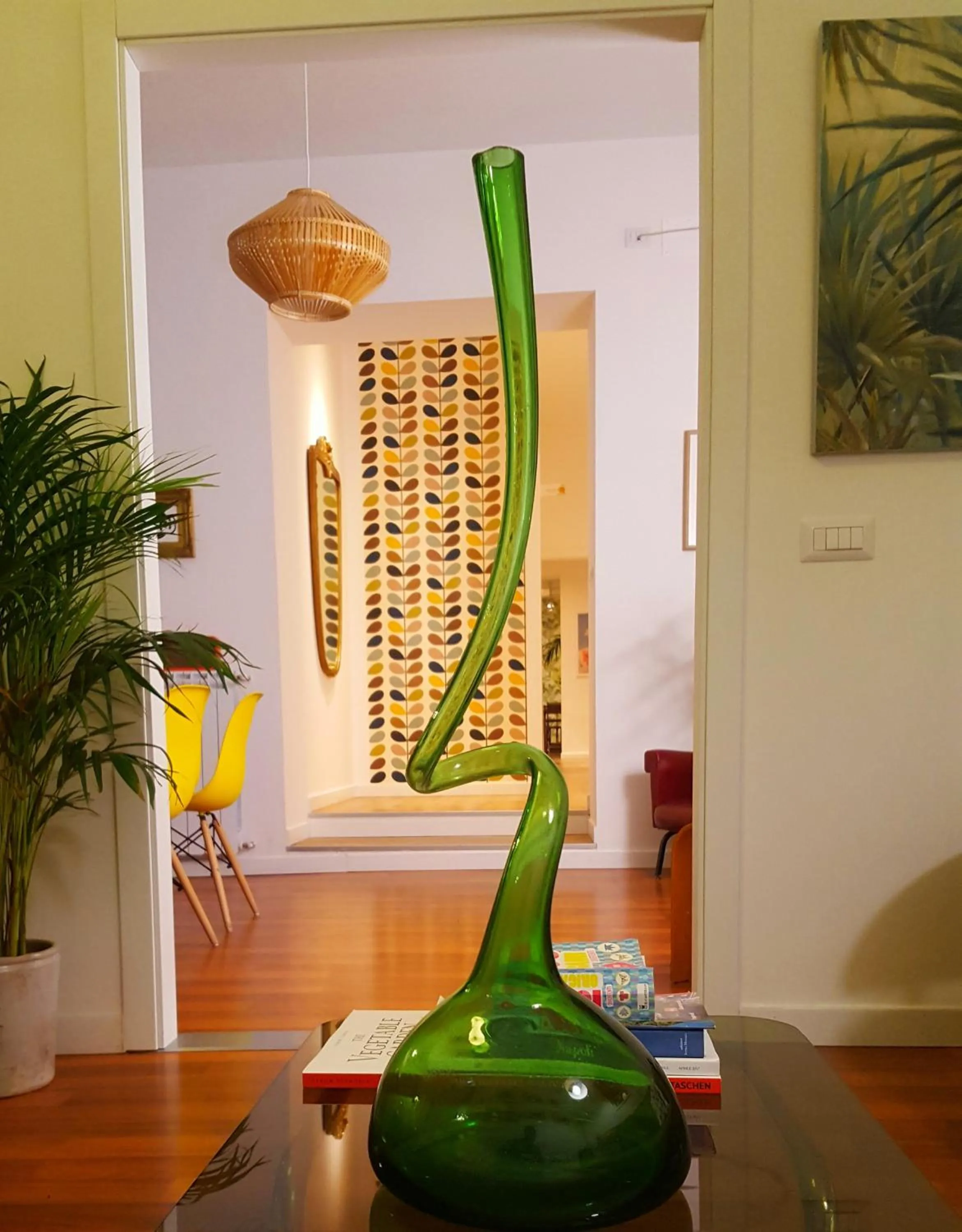 Decorative detail in Napoli Tree - Lungomare