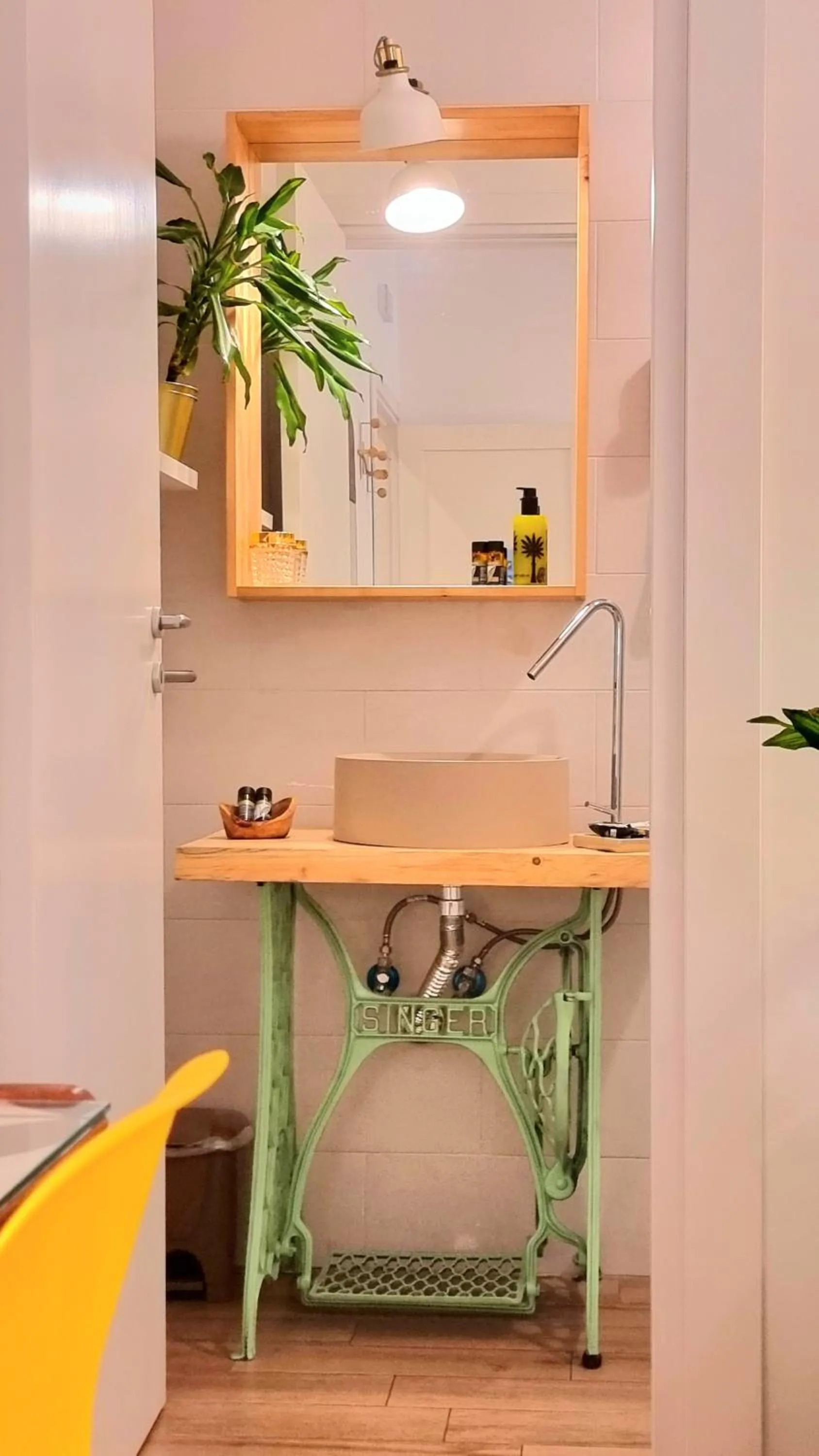 Bathroom in Napoli Tree - Lungomare