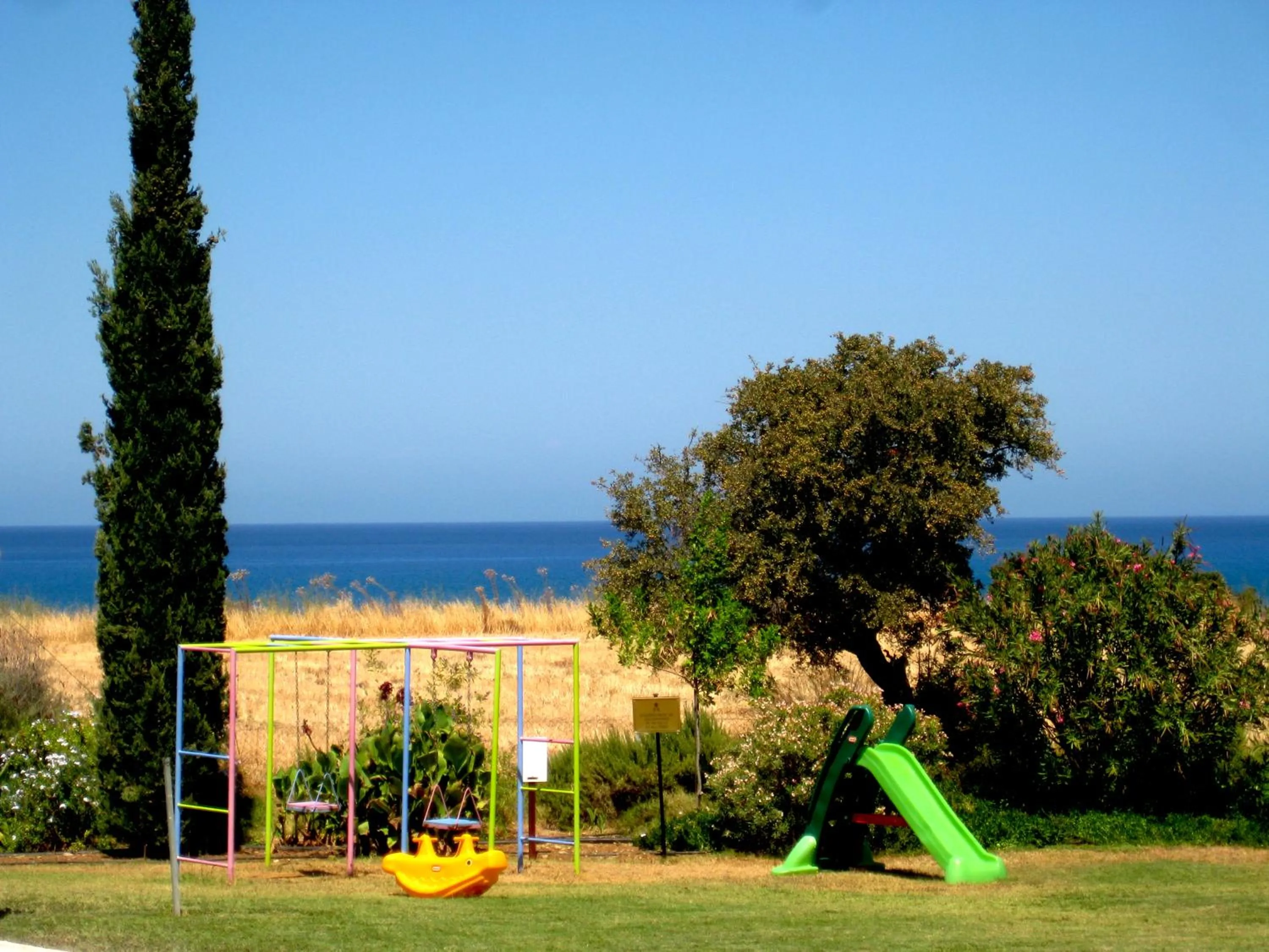 Day in Akamanthea Holiday Village