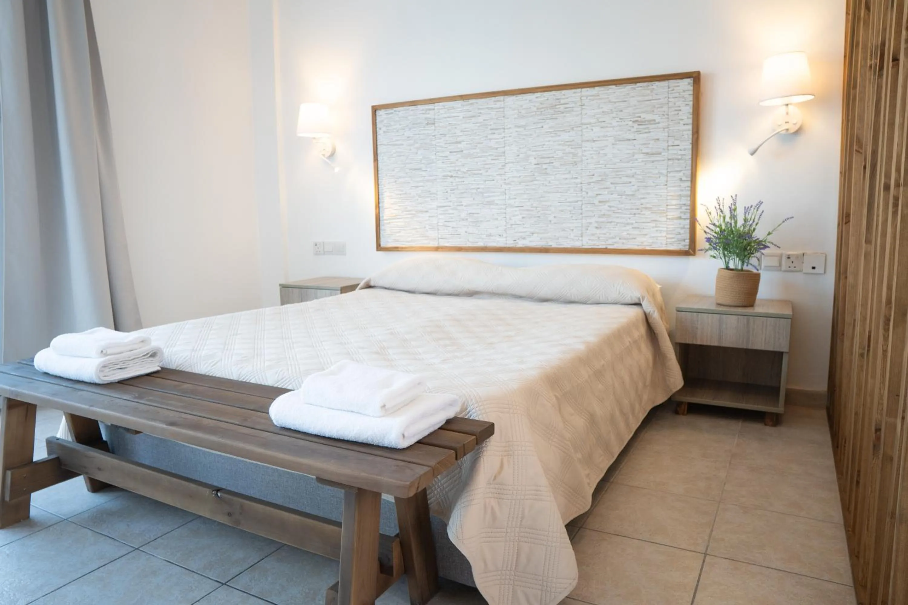 Bed in Akamanthea Holiday Village