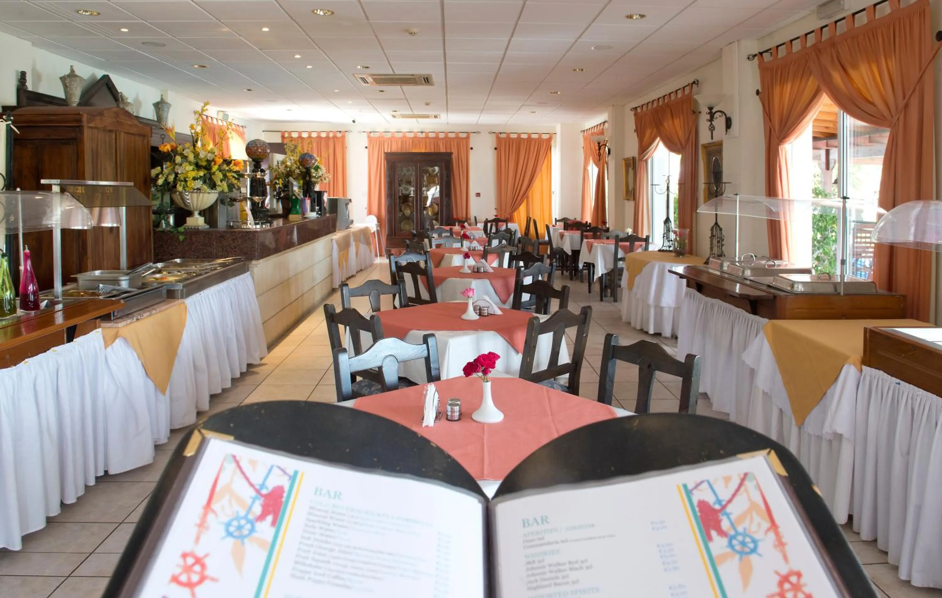 Restaurant/places to eat in Akamanthea Holiday Village