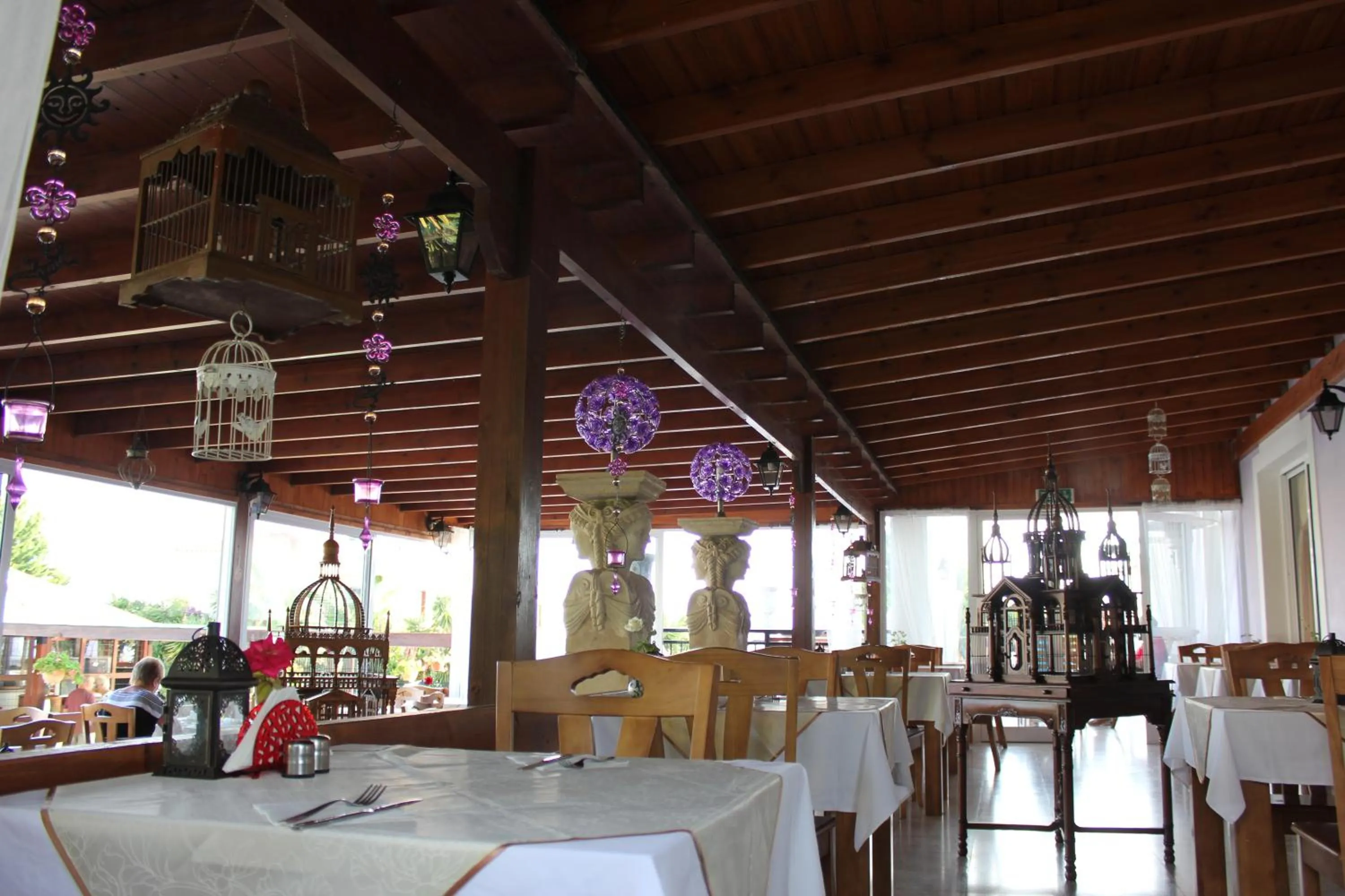 Restaurant/places to eat in Akamanthea Holiday Village