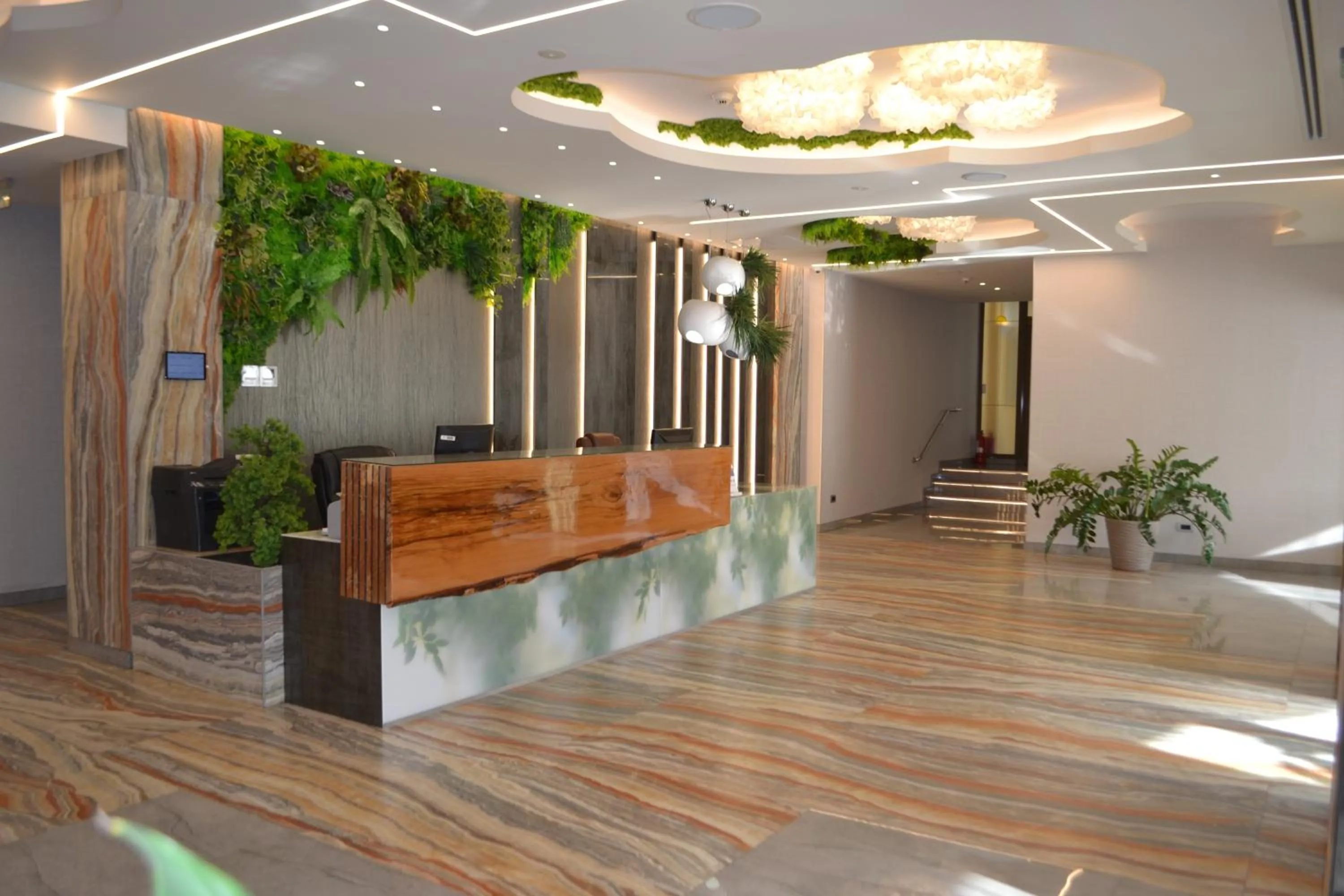 Lobby or reception in Best Western Silva Hotel
