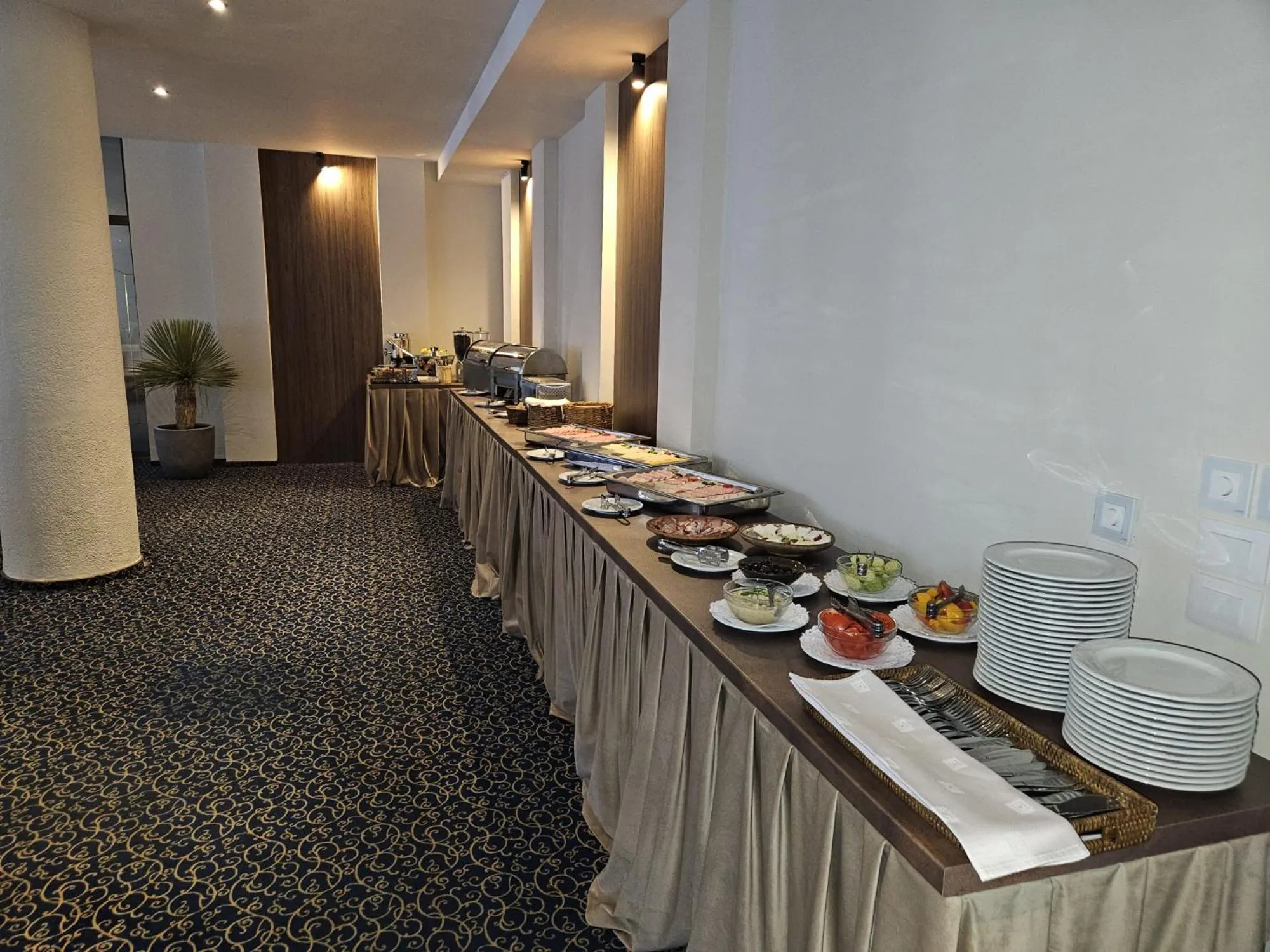 Buffet breakfast in Best Western Silva Hotel