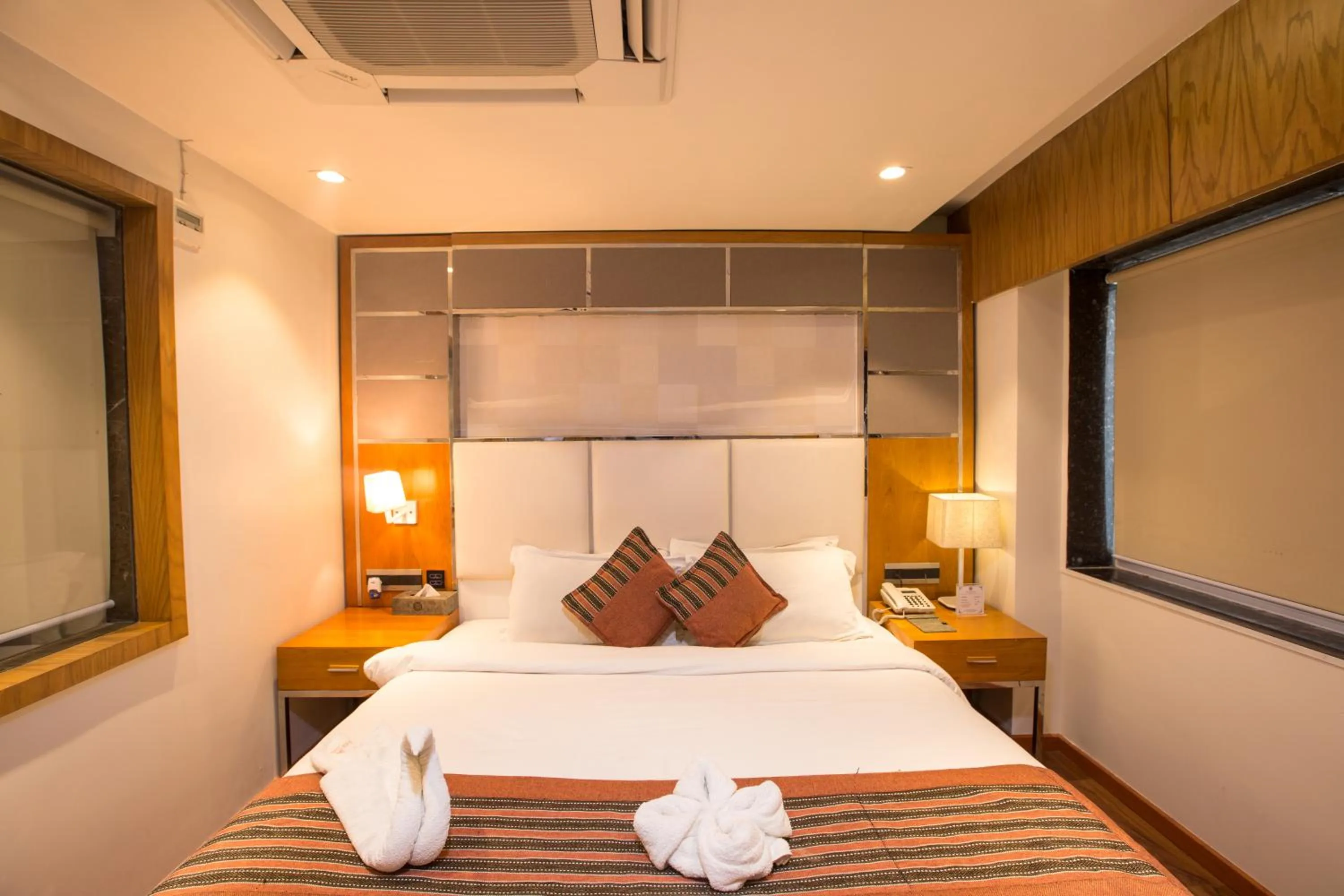 Bed in Hotel Shubh Inn