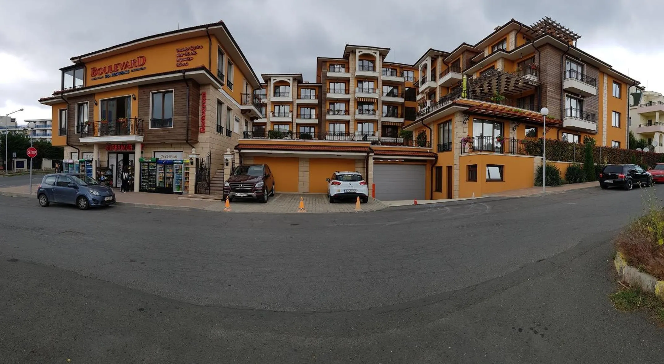 Facade/entrance in Boulevard Sea Residence