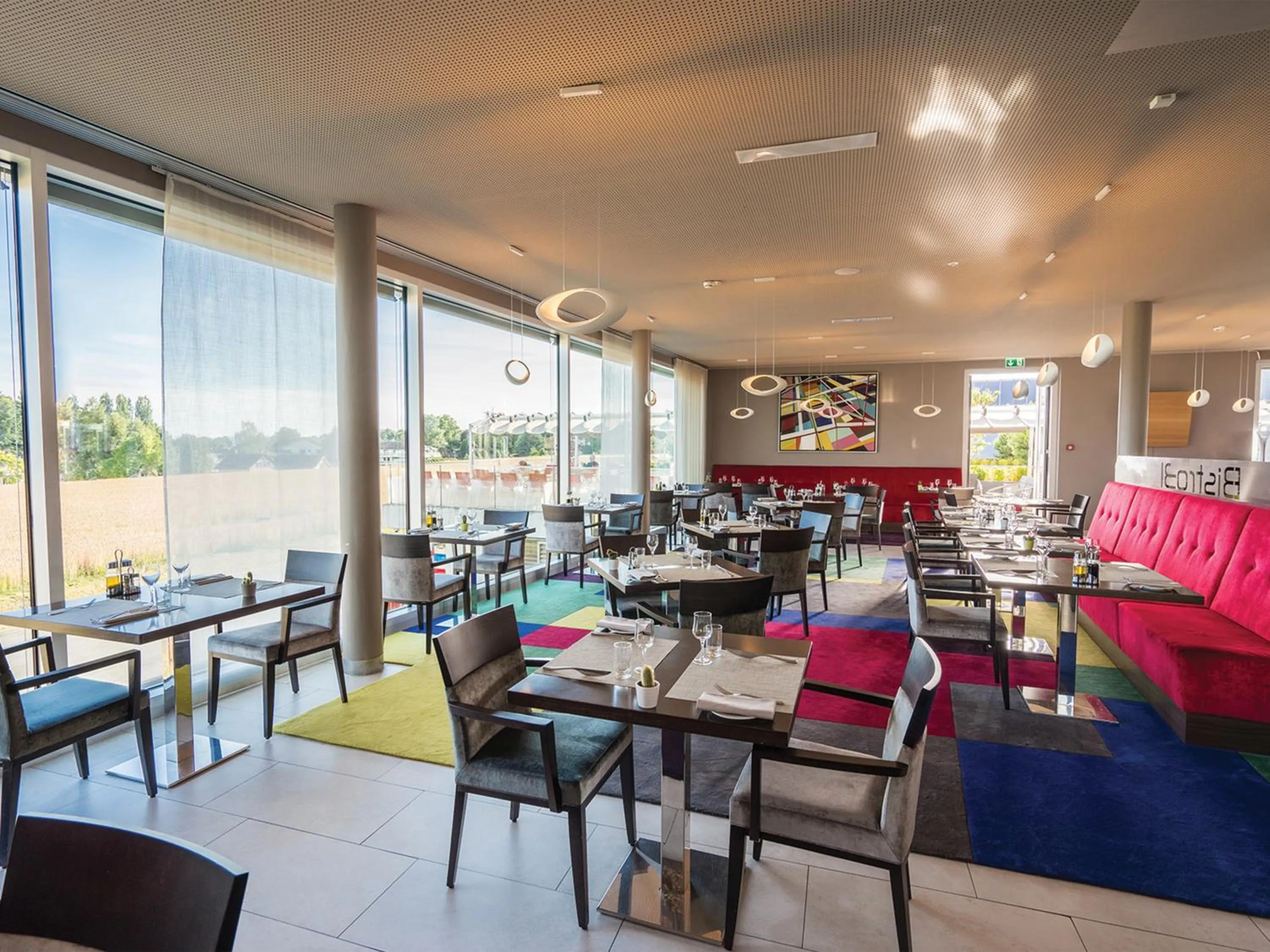 Restaurant/places to eat in Starling Hotel Lausanne