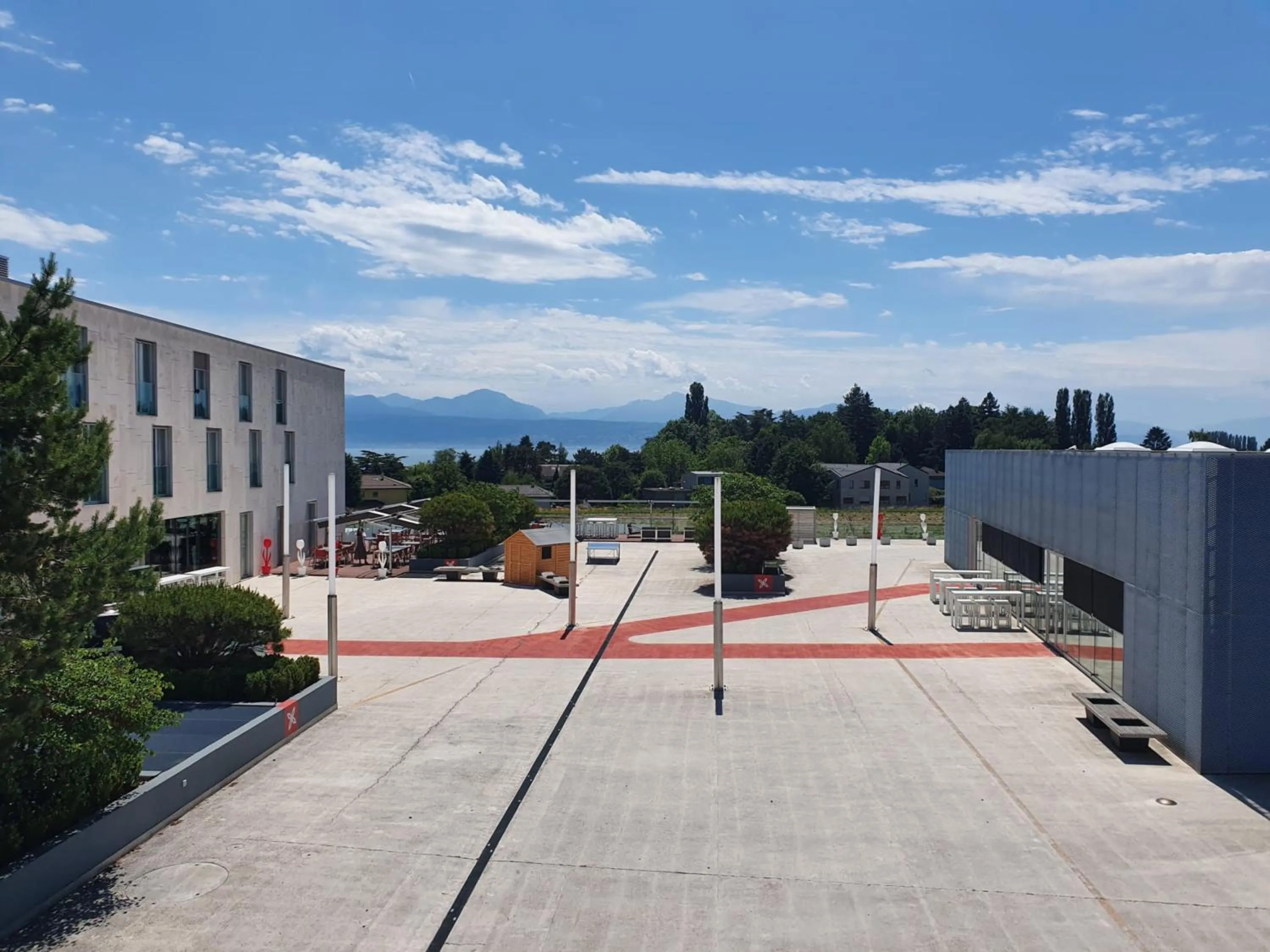 Property building in Starling Hotel Lausanne