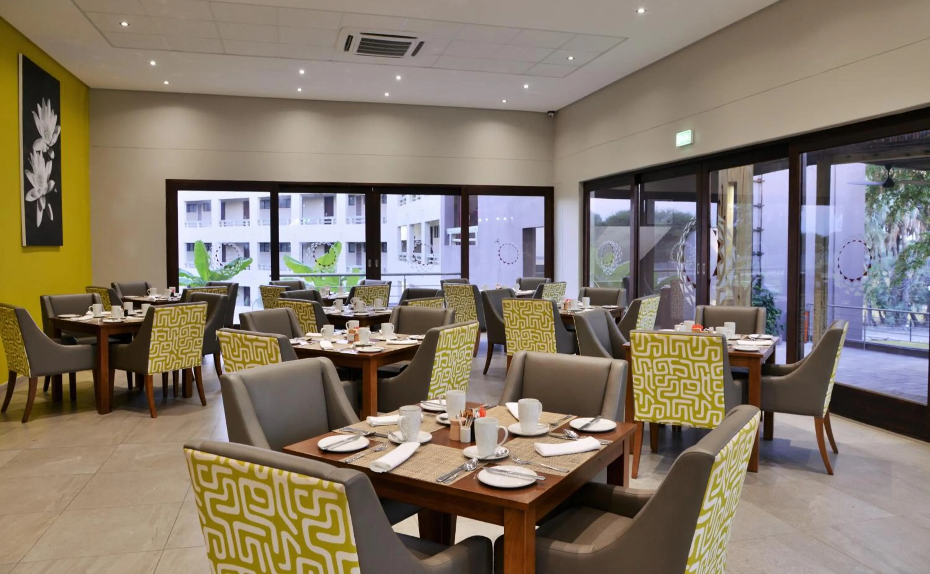 Restaurant/places to eat in Cresta Maun Hotel