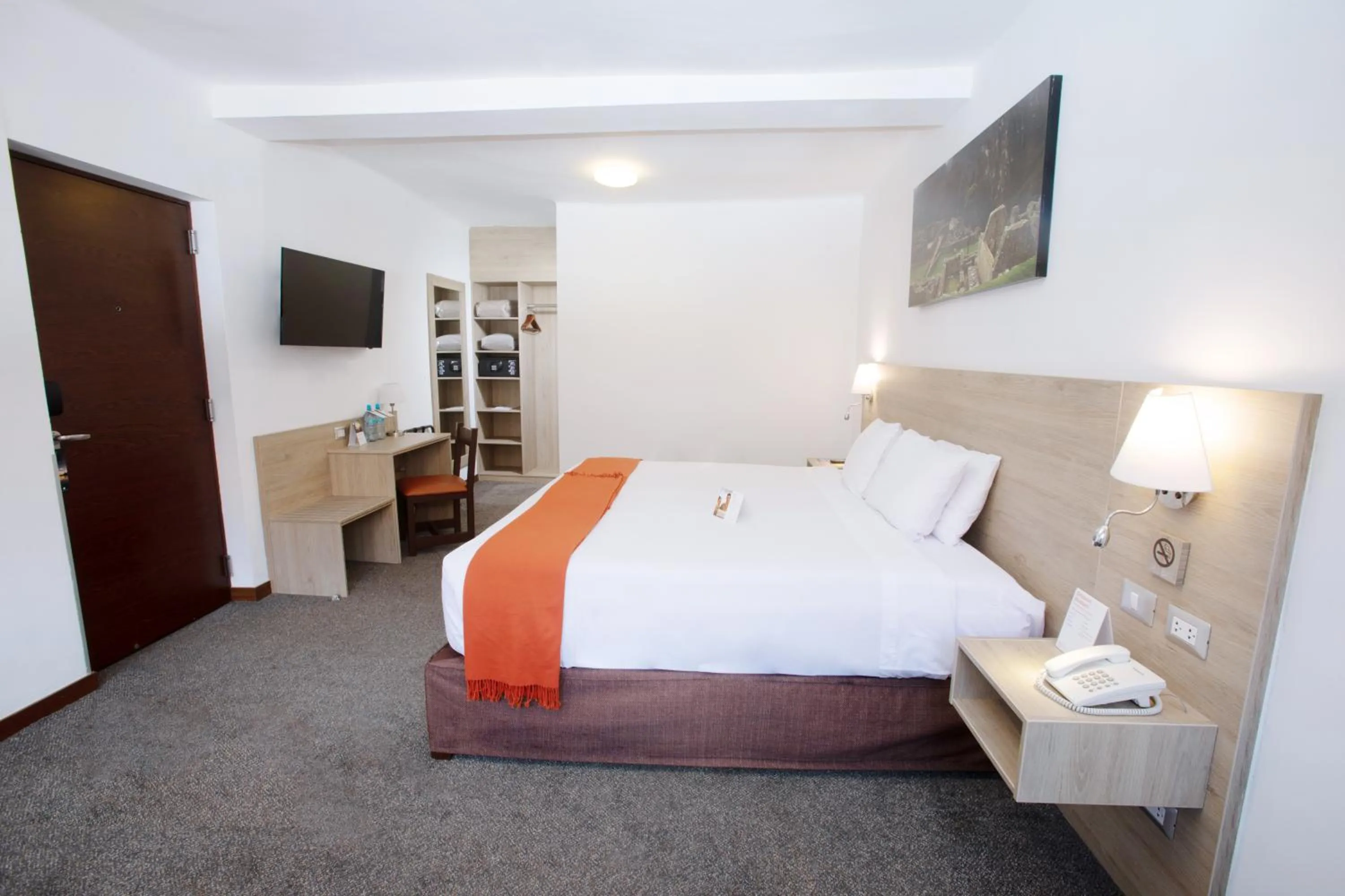 Bedroom, Bed in Casa Andina Standard Cusco Catedral