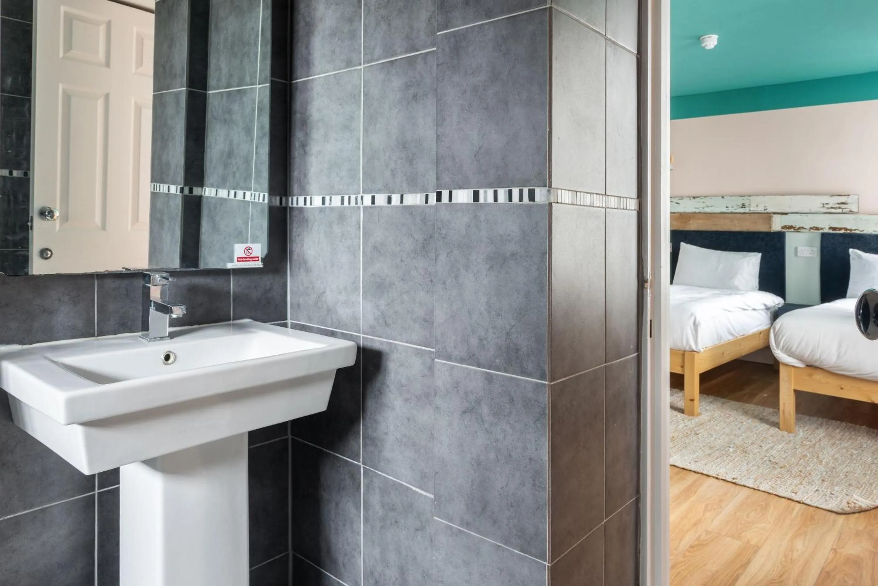 Bed in West Beach Hotel Brighton