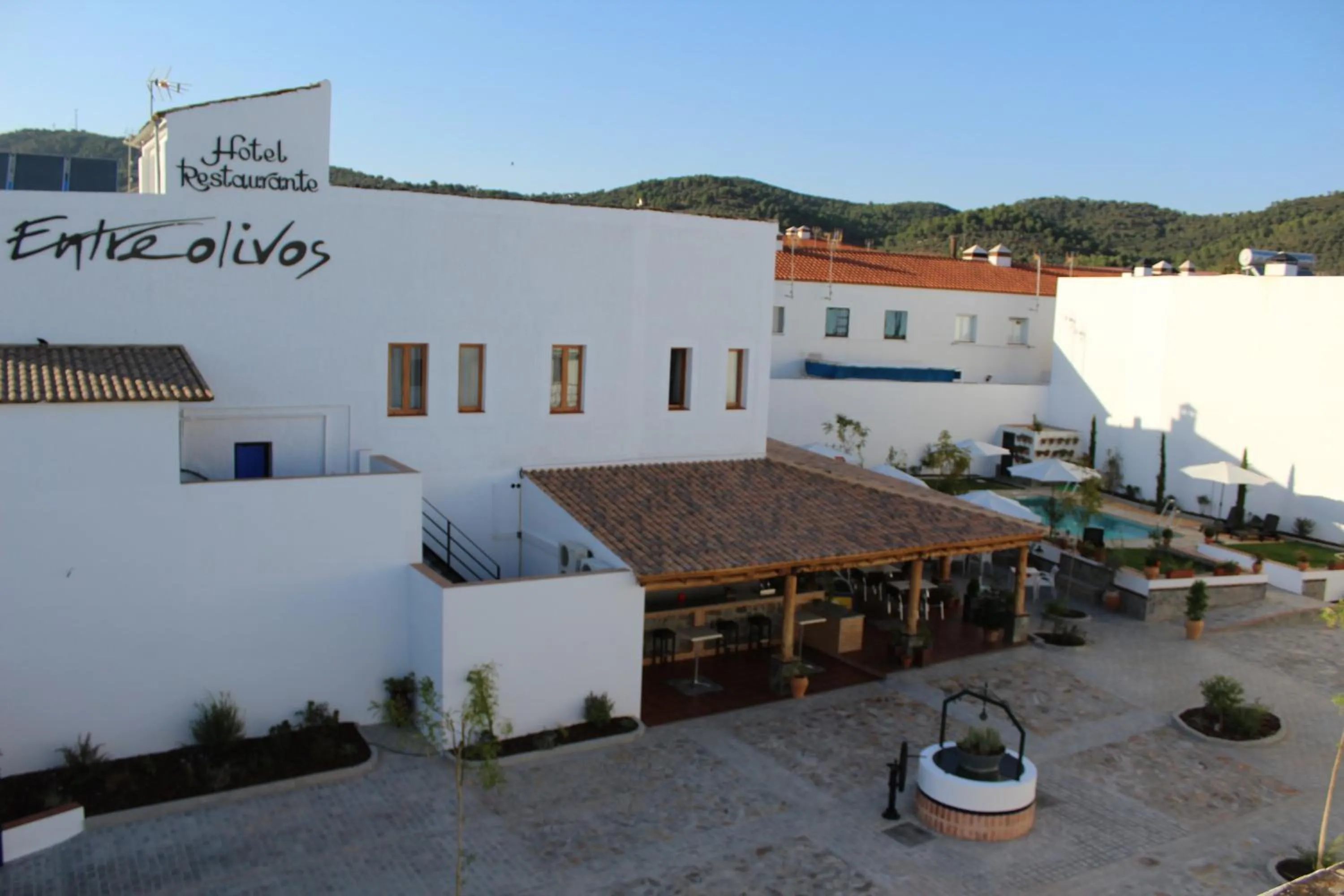 Hotel Entreolivos