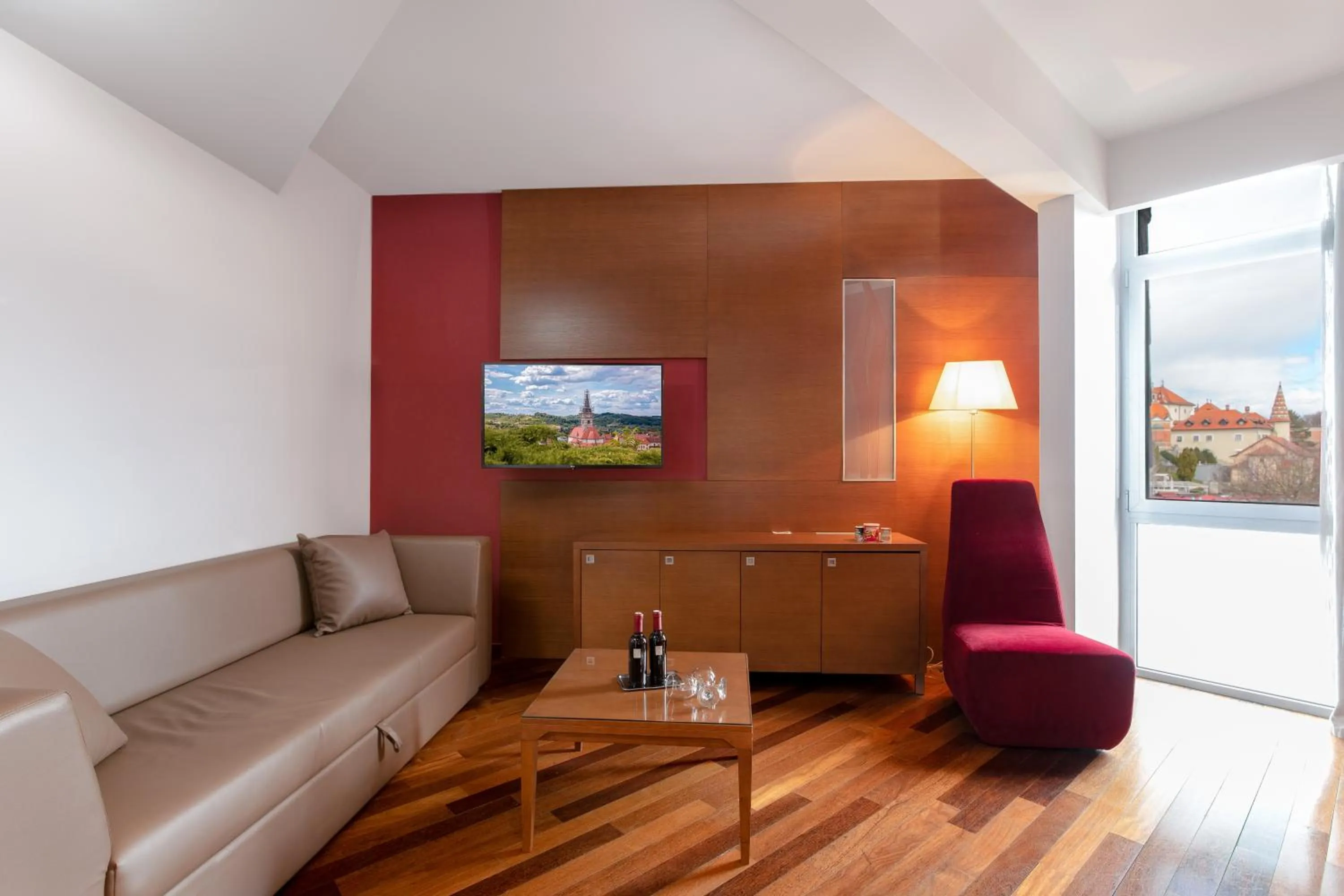 TV and multimedia in Hotel Kaj