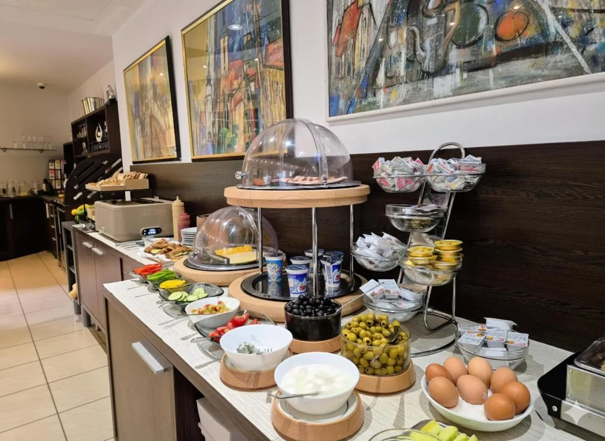 Breakfast in Hotel ANTARES