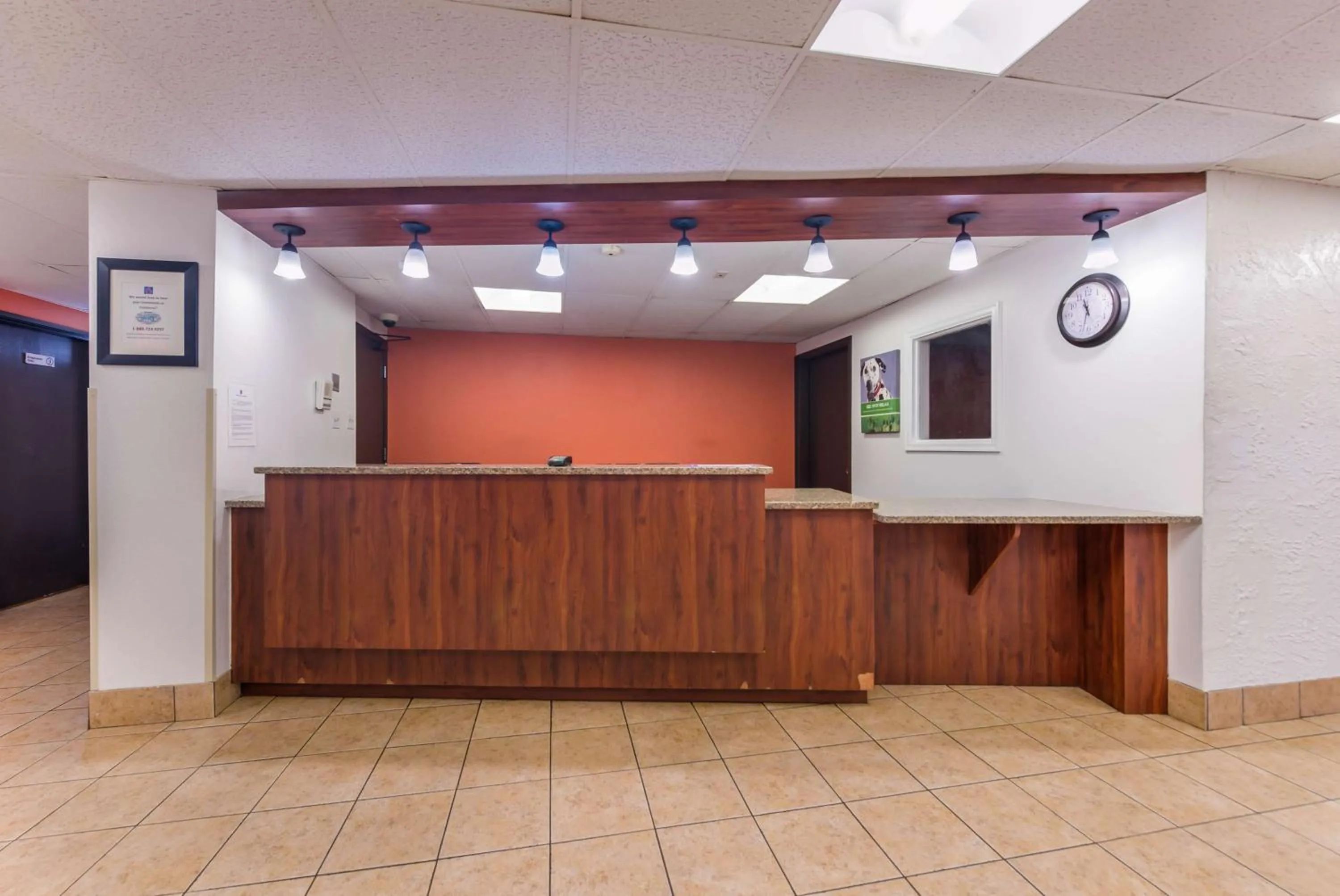 Lobby or reception in Motel 6-Saint Paul, MN - I-94