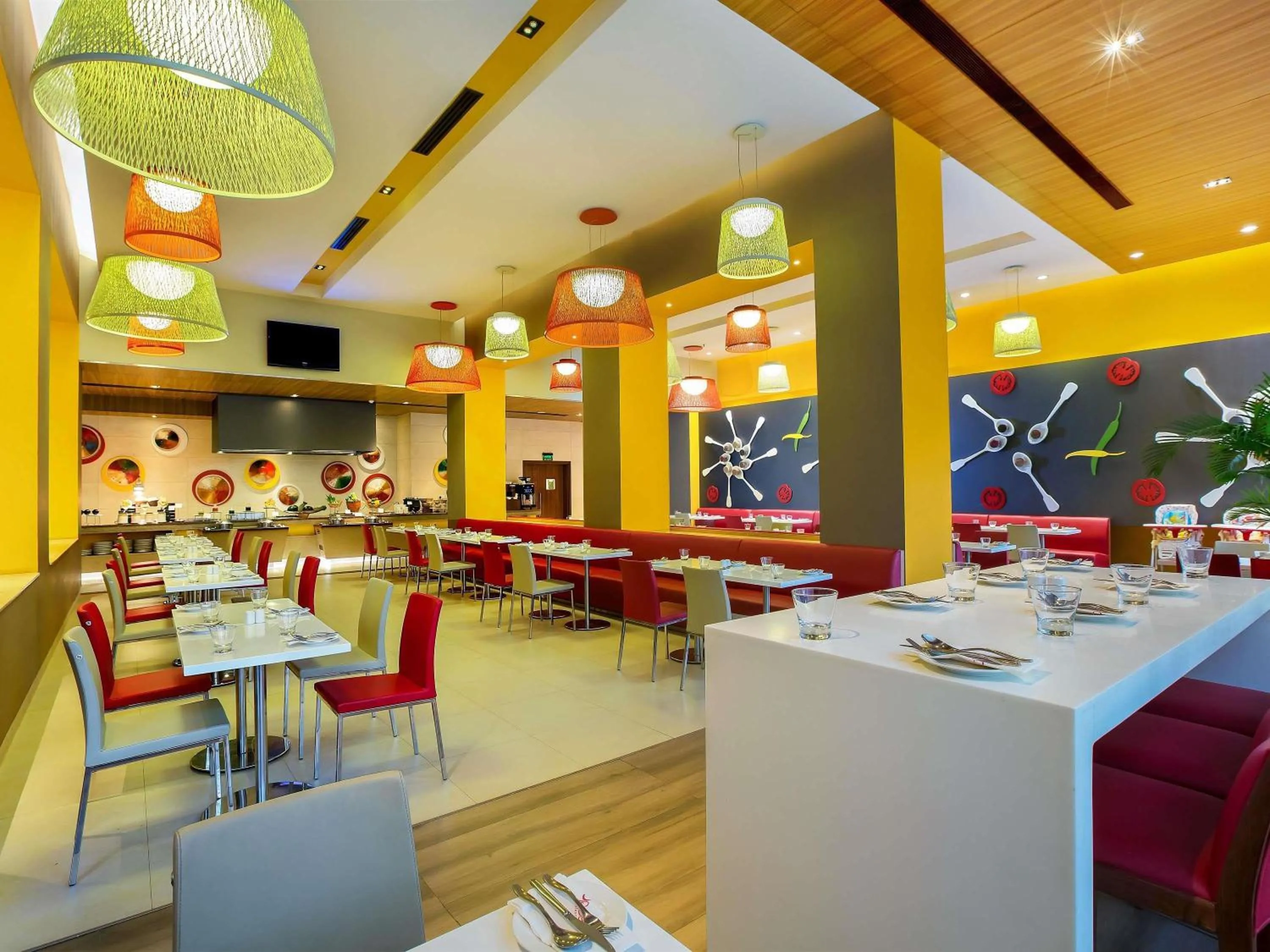 Property building in ibis Gurgaon Golf Course Road - An Accor Brand