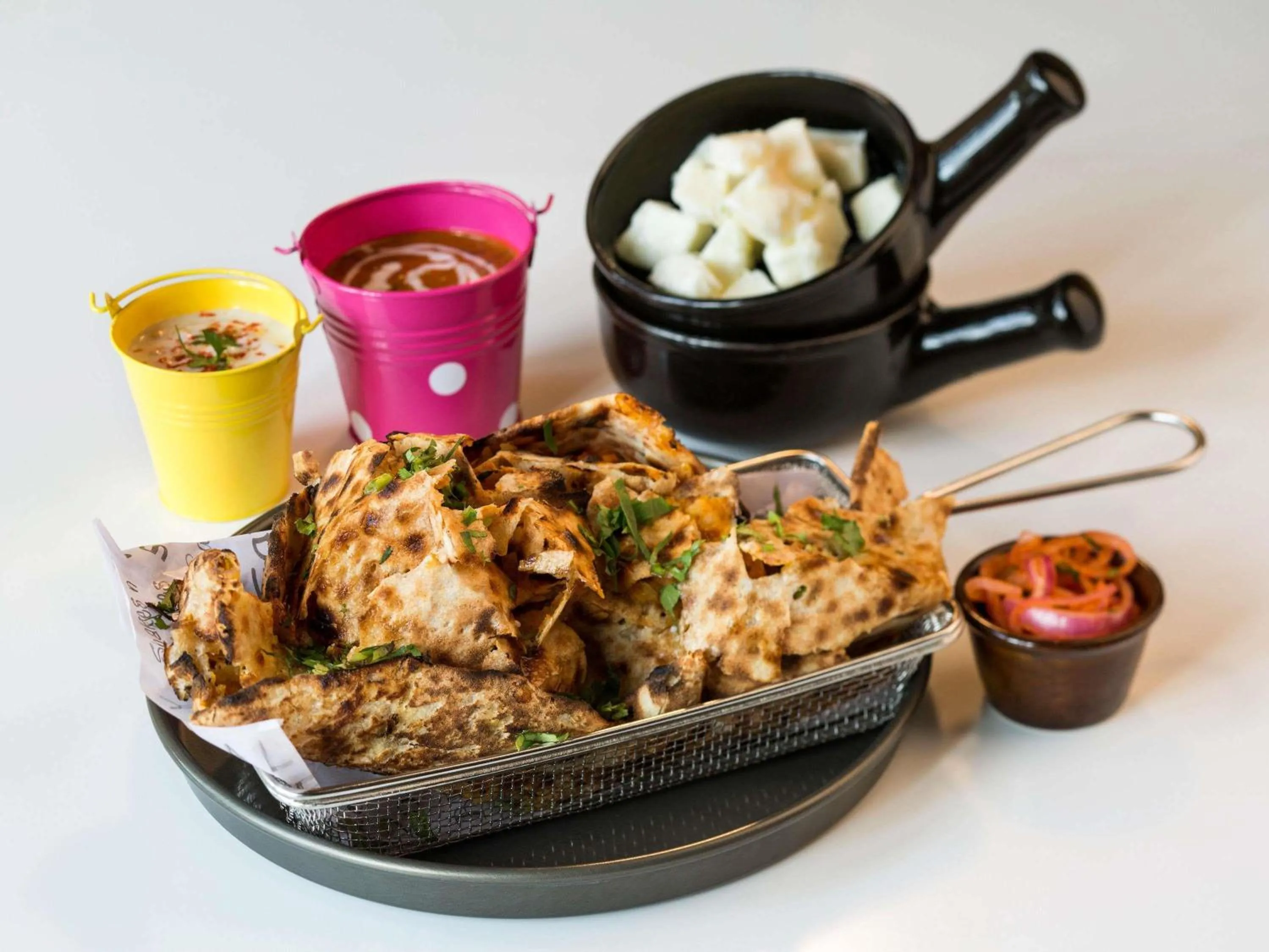 Restaurant/places to eat in ibis Gurgaon Golf Course Road - An Accor Brand