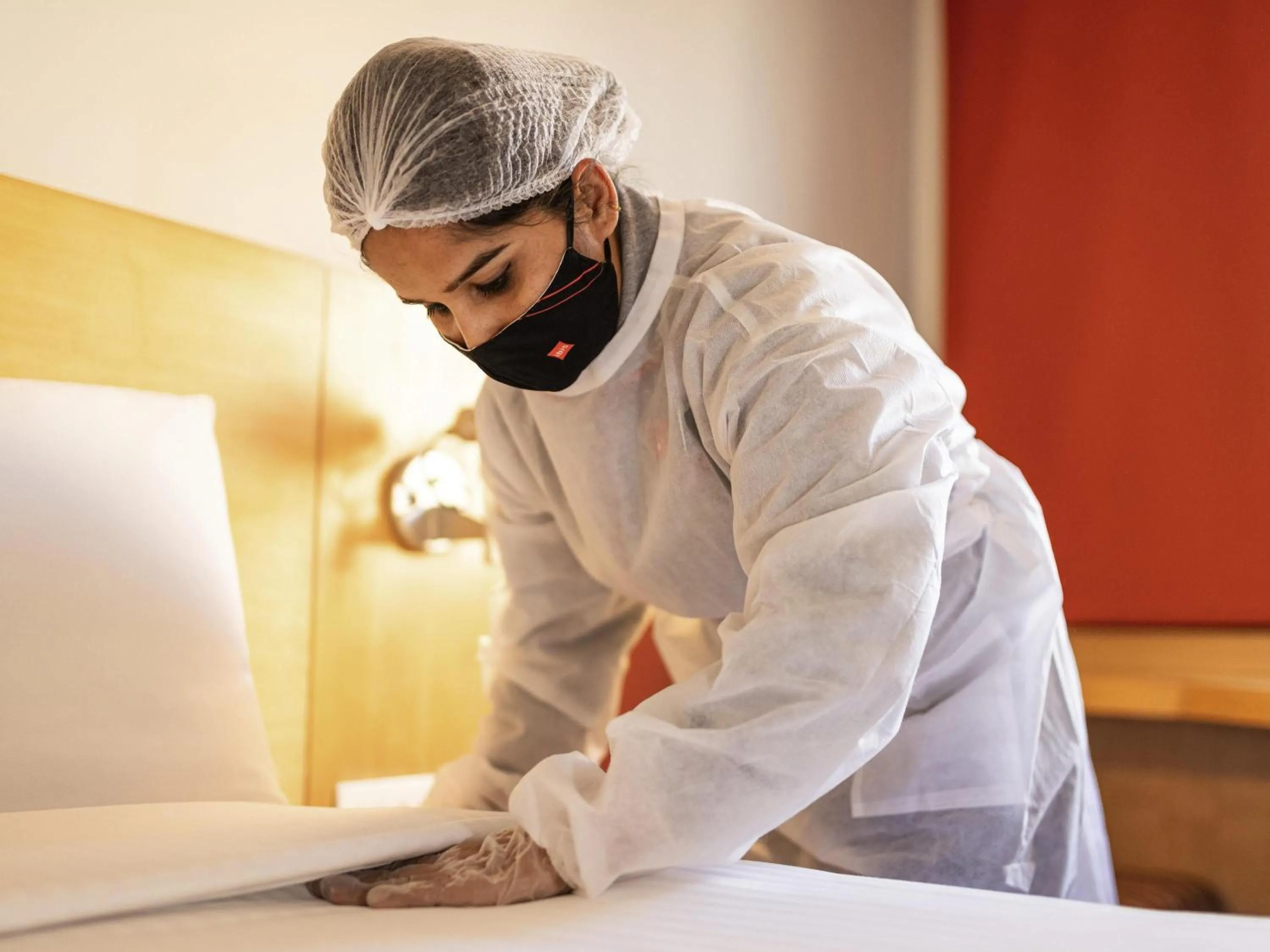 Bedroom in ibis Gurgaon Golf Course Road - An Accor Brand