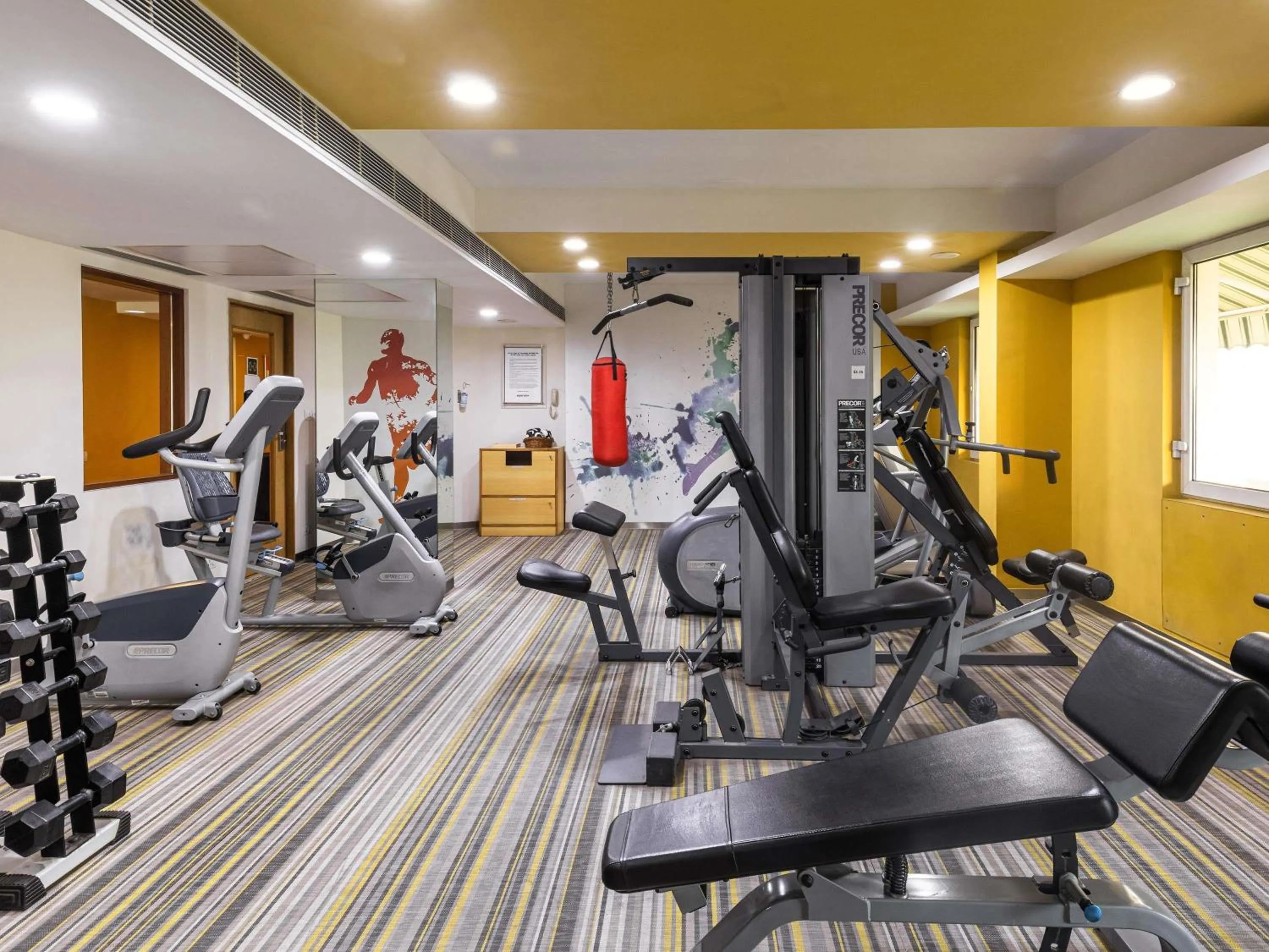 Property building in ibis Gurgaon Golf Course Road - An Accor Brand