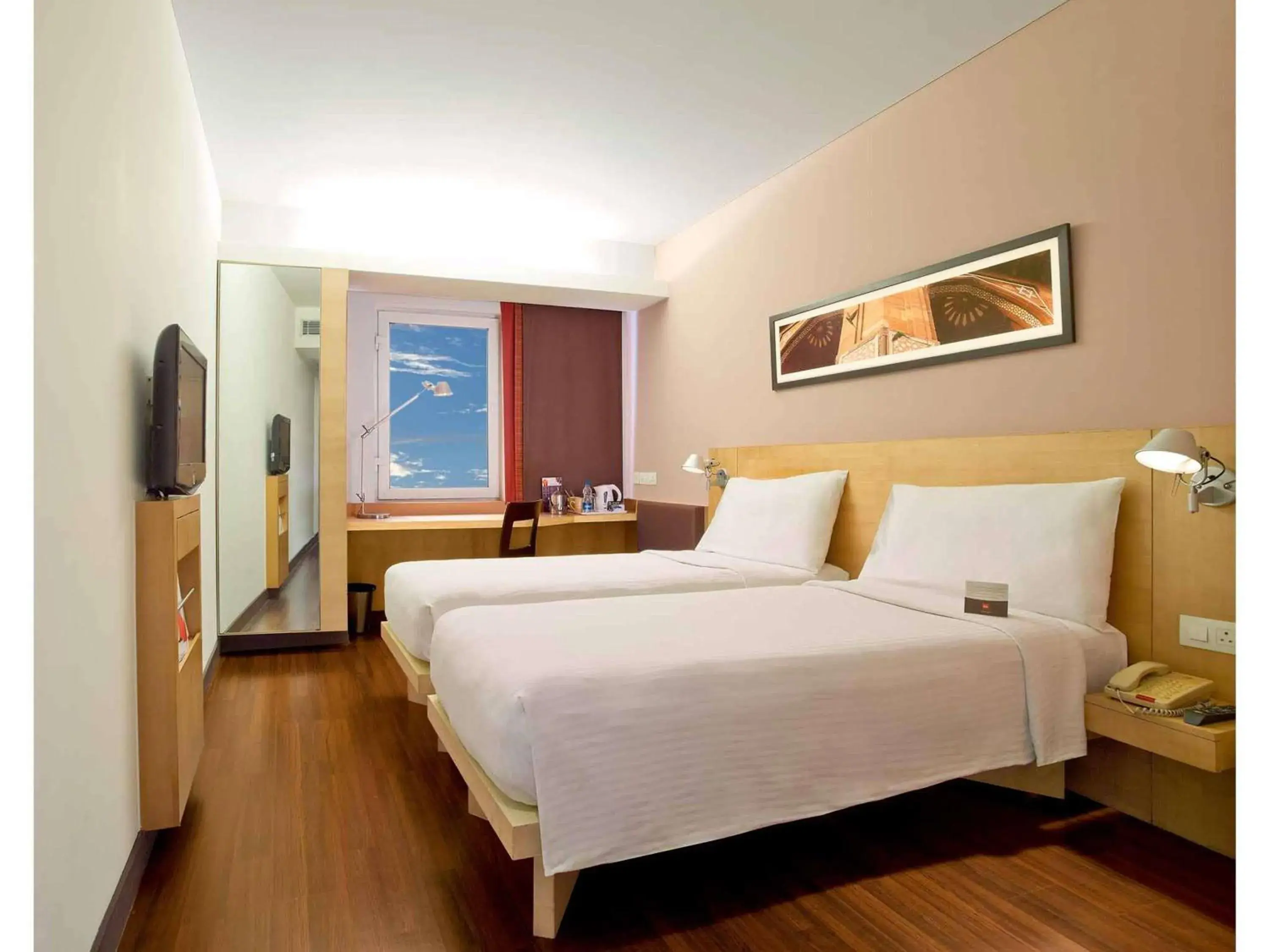 Standard Twin Room in ibis Gurgaon Golf Course Road - An Accor Brand Standard Twin Room in ibis Gurgaon Golf Course Road - An Accor Brand