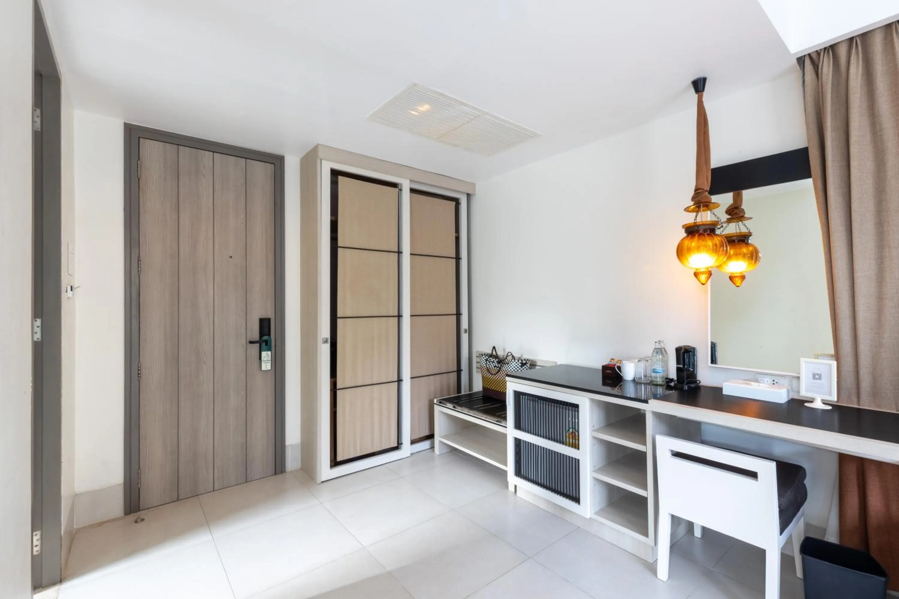 wardrobe in Navinda Krabi