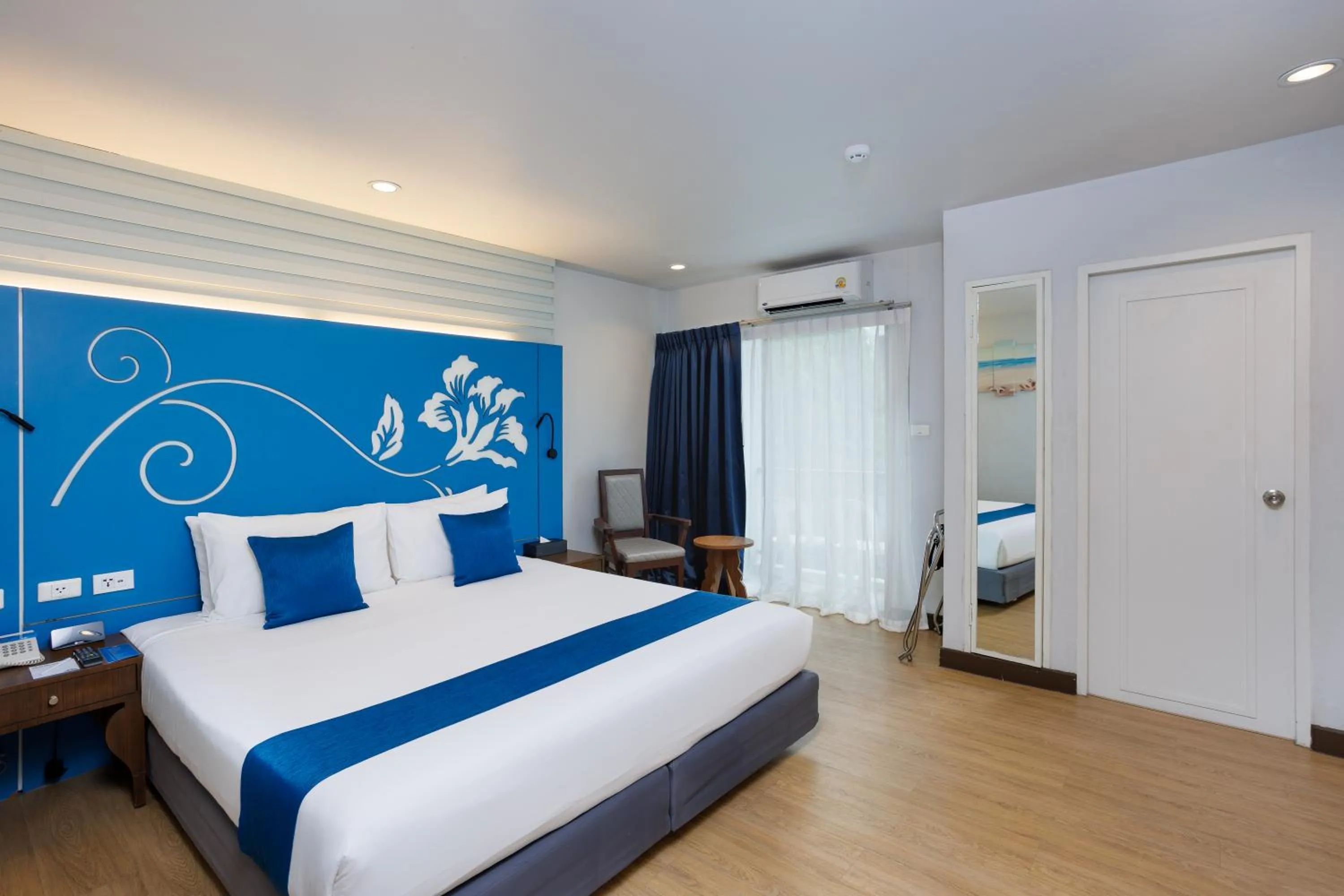 Bedroom, Bed in Days Inn by Wyndham Patong Beach