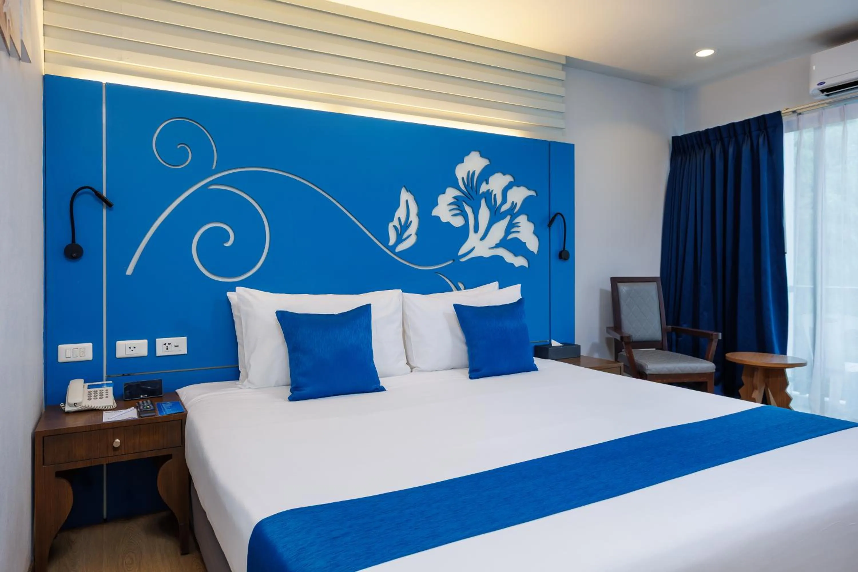 Bedroom, Bed in Days Inn by Wyndham Patong Beach