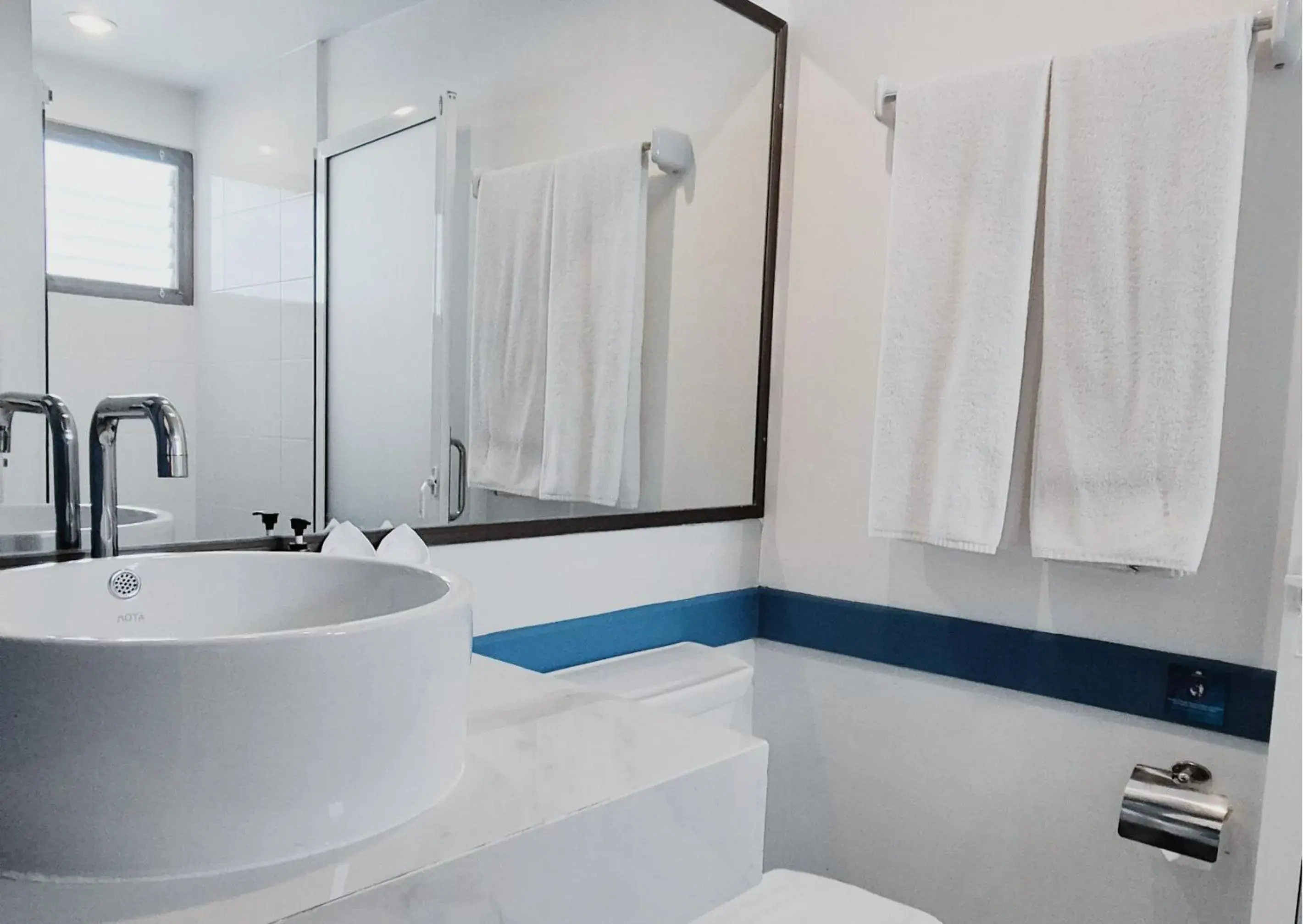 Deluxe Double Room in Days Inn by Wyndham Patong Beach Deluxe Double Room in Days Inn by Wyndham Patong Beach