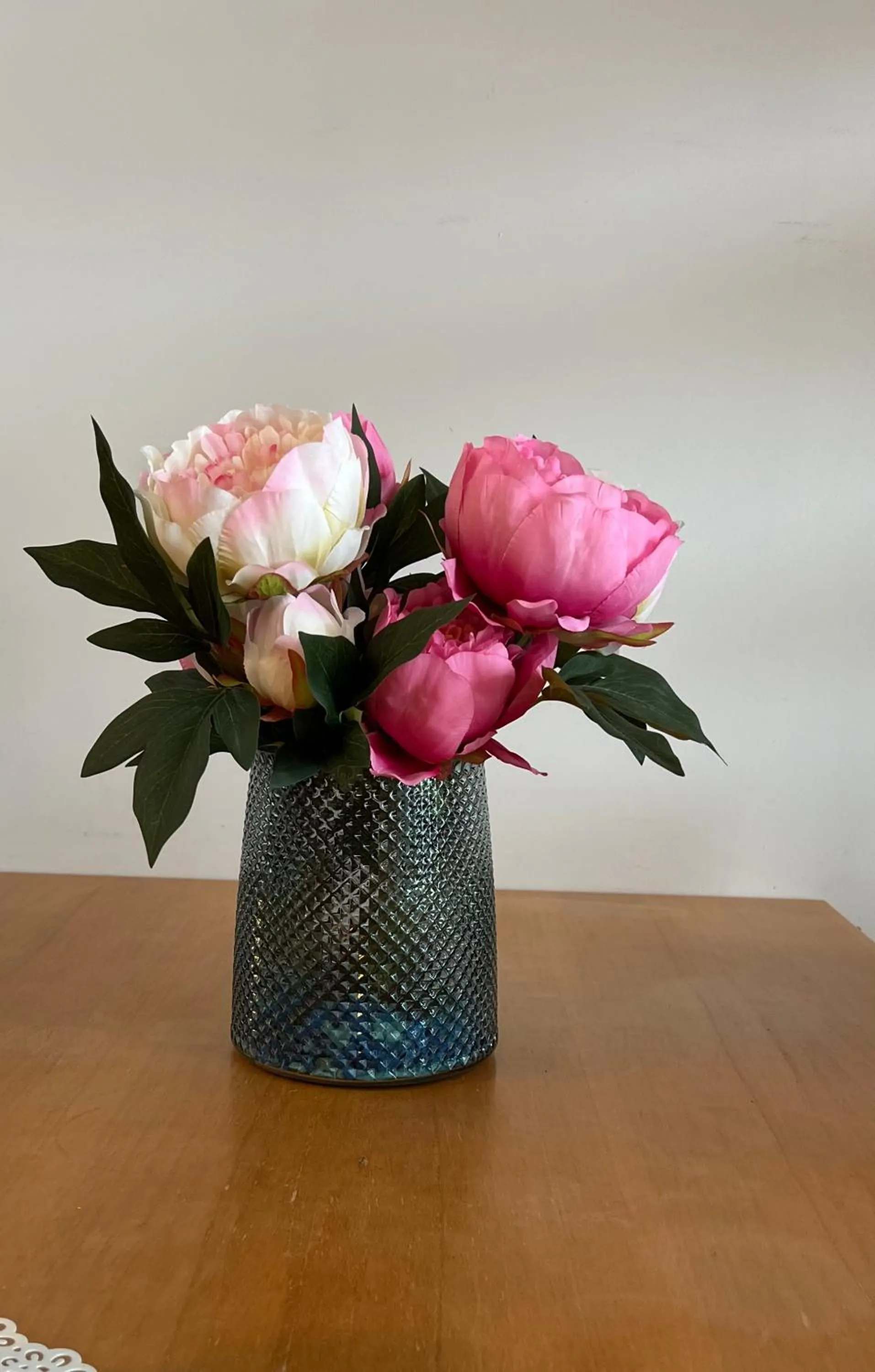 Decorative detail in Media Luna Guesthouse