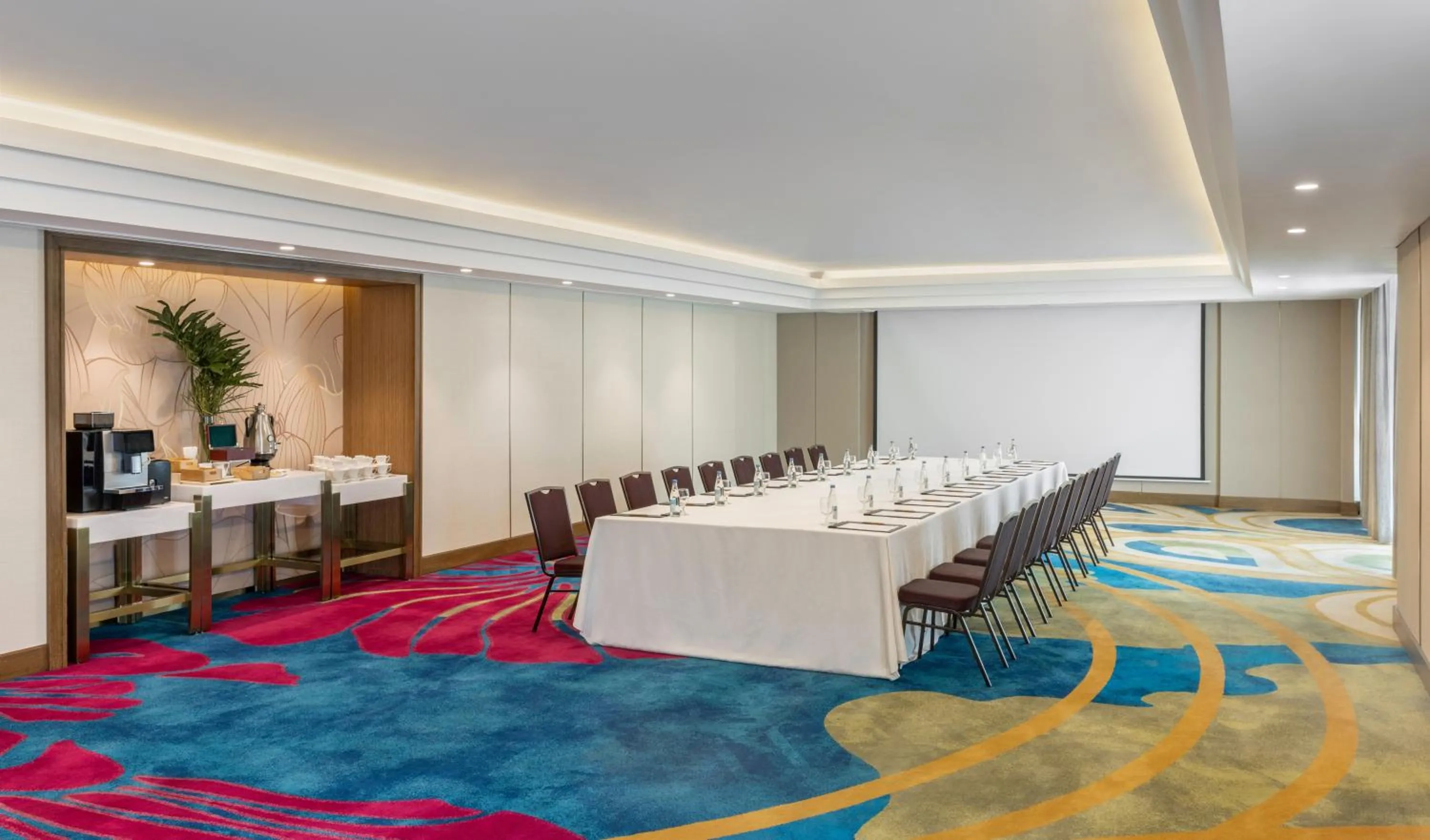 Meeting/conference room in Dusit Thani Manila