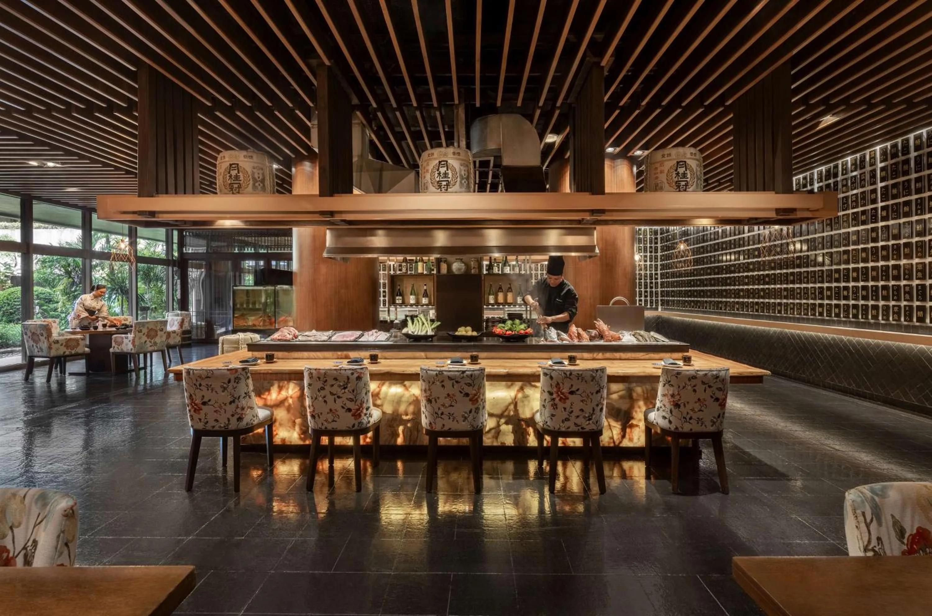 Restaurant/places to eat in Dusit Thani Manila