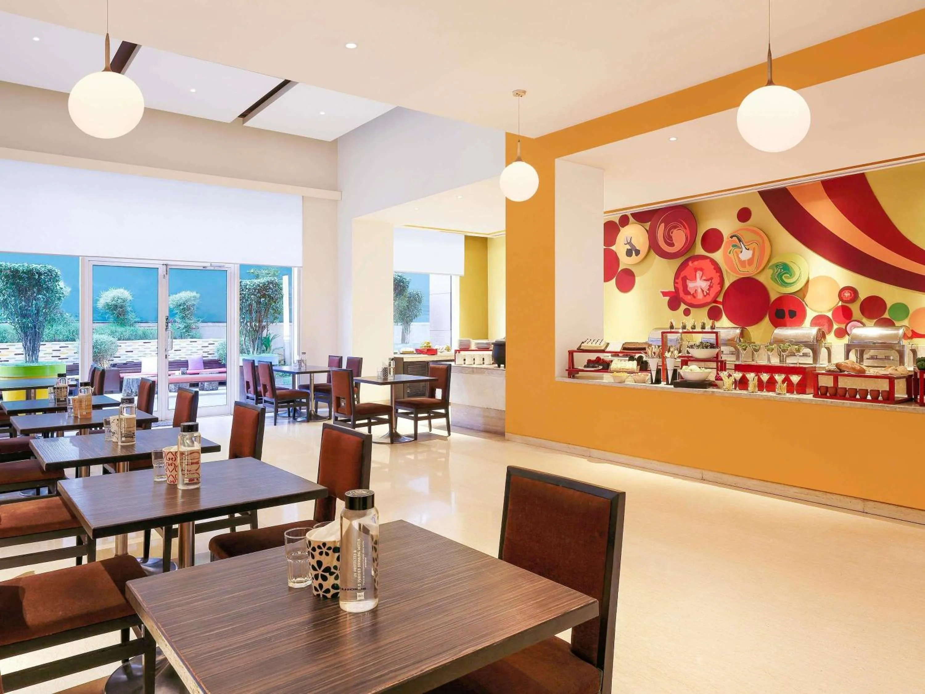 Restaurant/places to eat in ibis Pune Viman Nagar - An Accor Brand