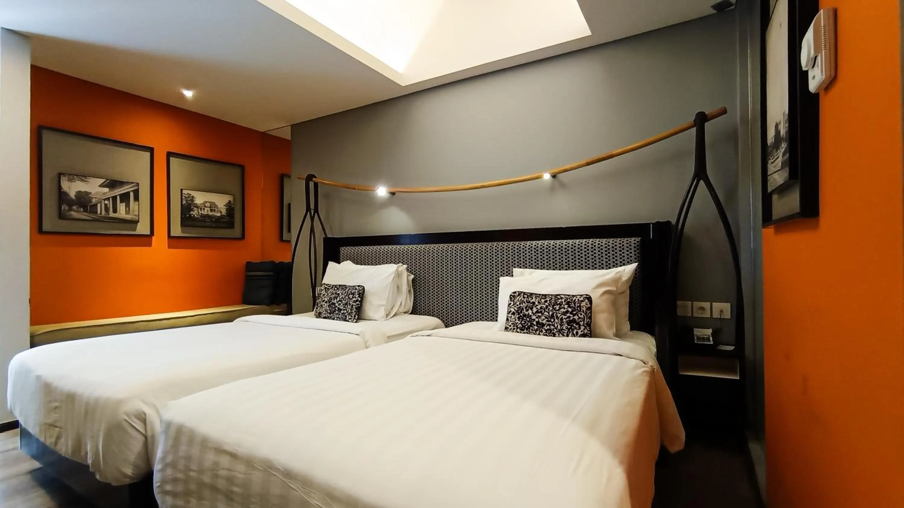 Bed in Mercure Surabaya Grand Mirama