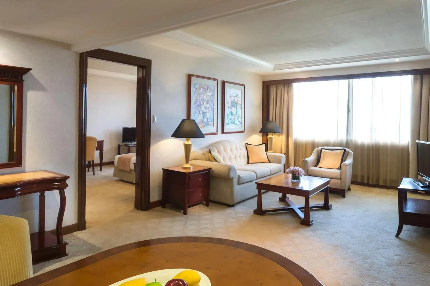 One-Bedroom Suite in Marco Polo Plaza Cebu One-Bedroom Suite in Marco Polo Plaza Cebu