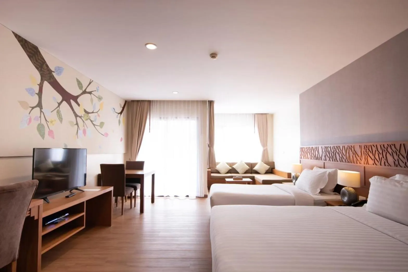 Photo of the whole room, Bed in Areca Lodge