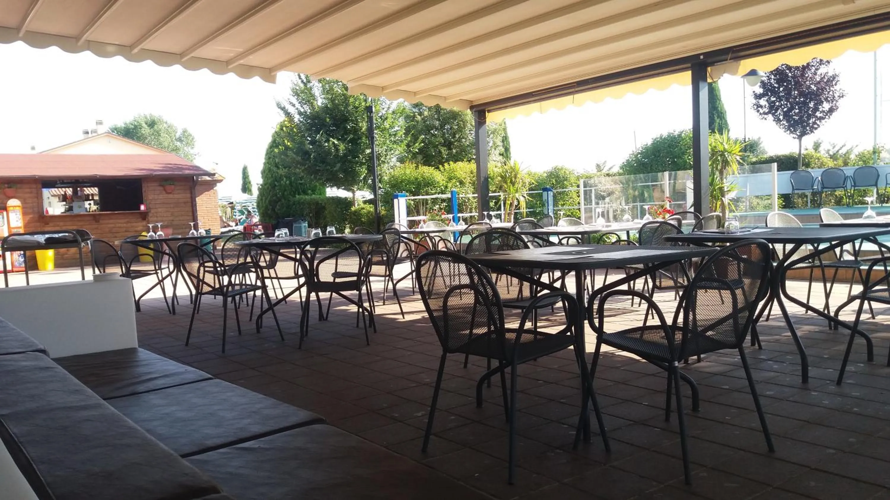 Restaurant/places to eat in Residence Serristori